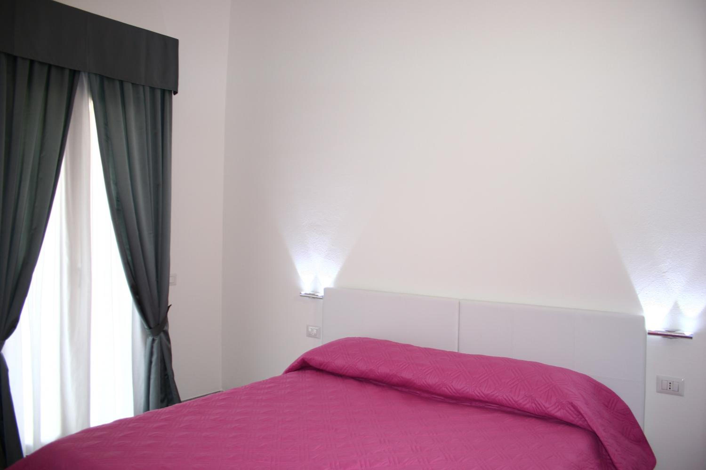 Double or Twin Room with Terrace photo 1