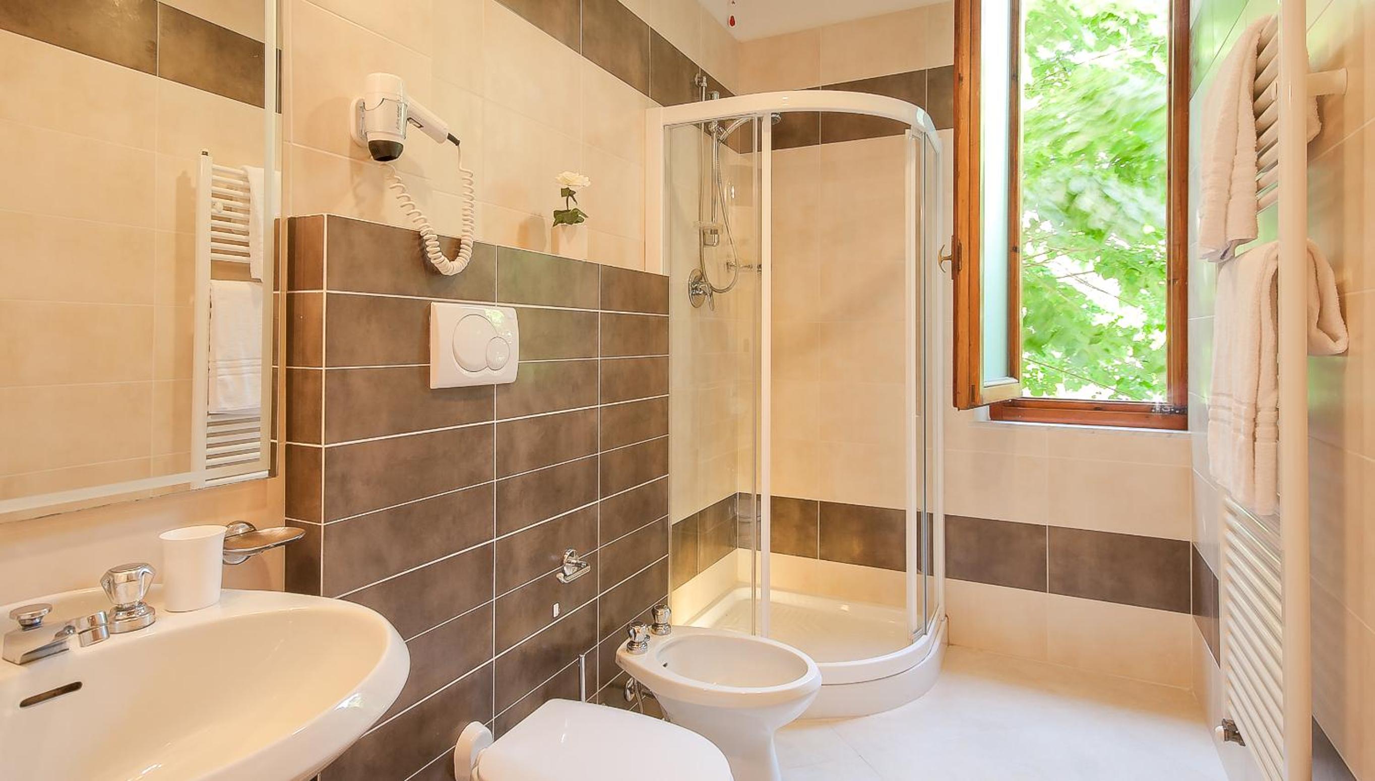Superior Quadruple Room photo 3