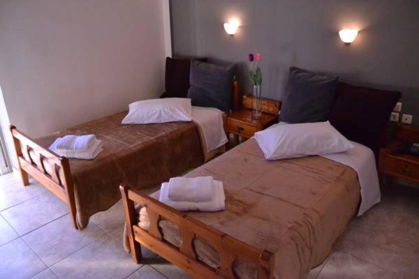 Triple Room with Garden View
