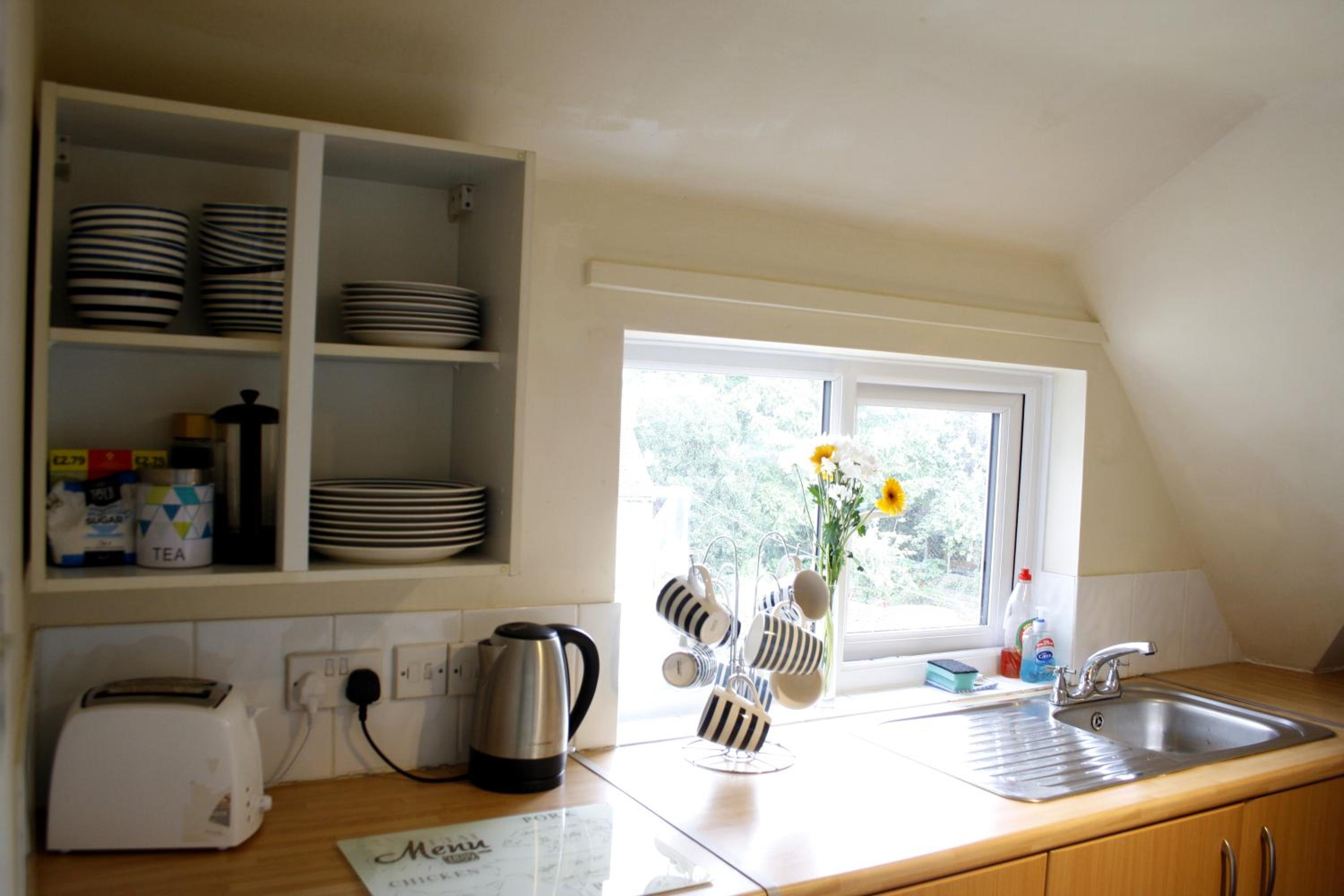 Three-Bedroom Apartment - Photo 6