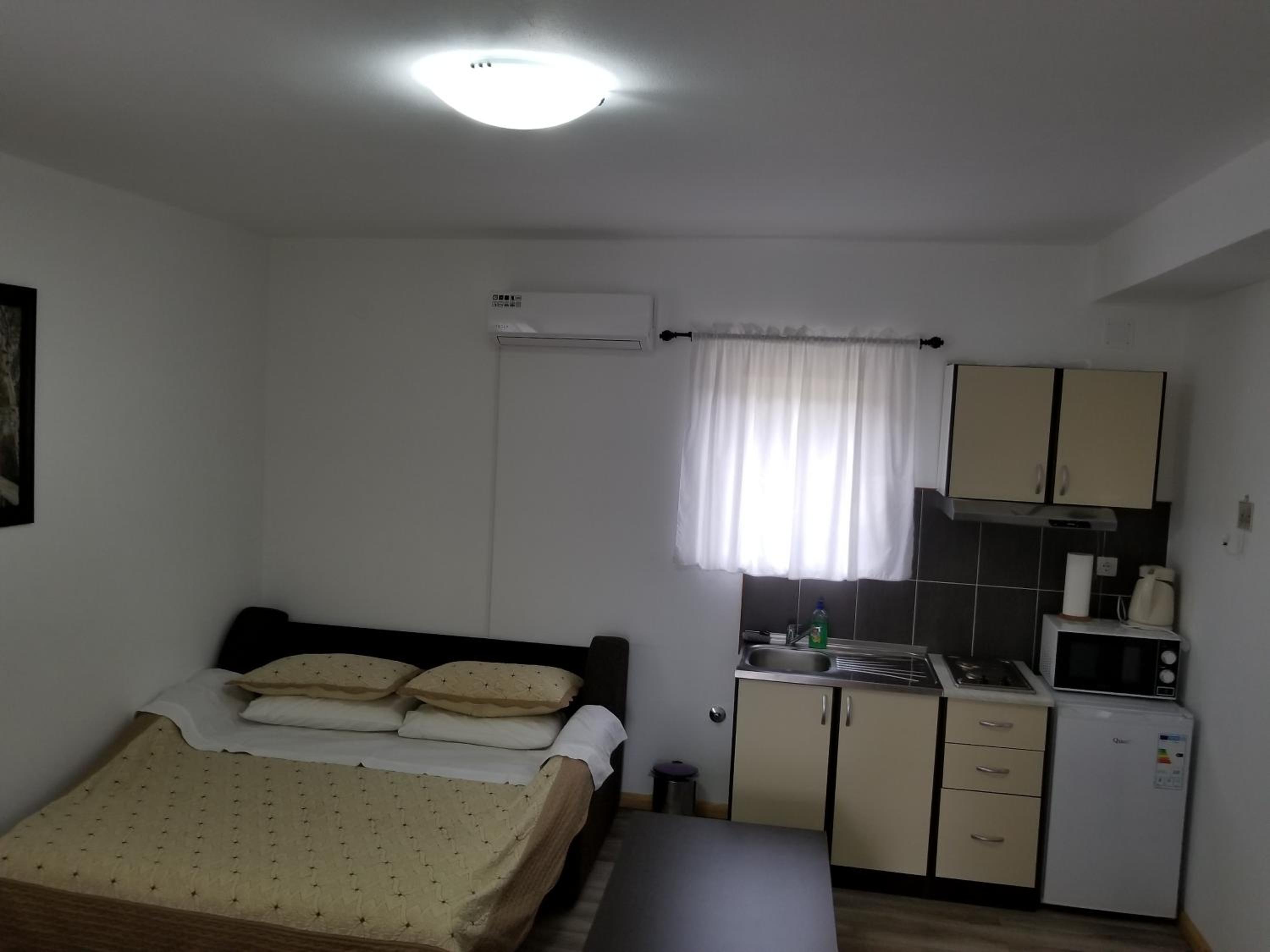 Apartment with Balcony photo 1