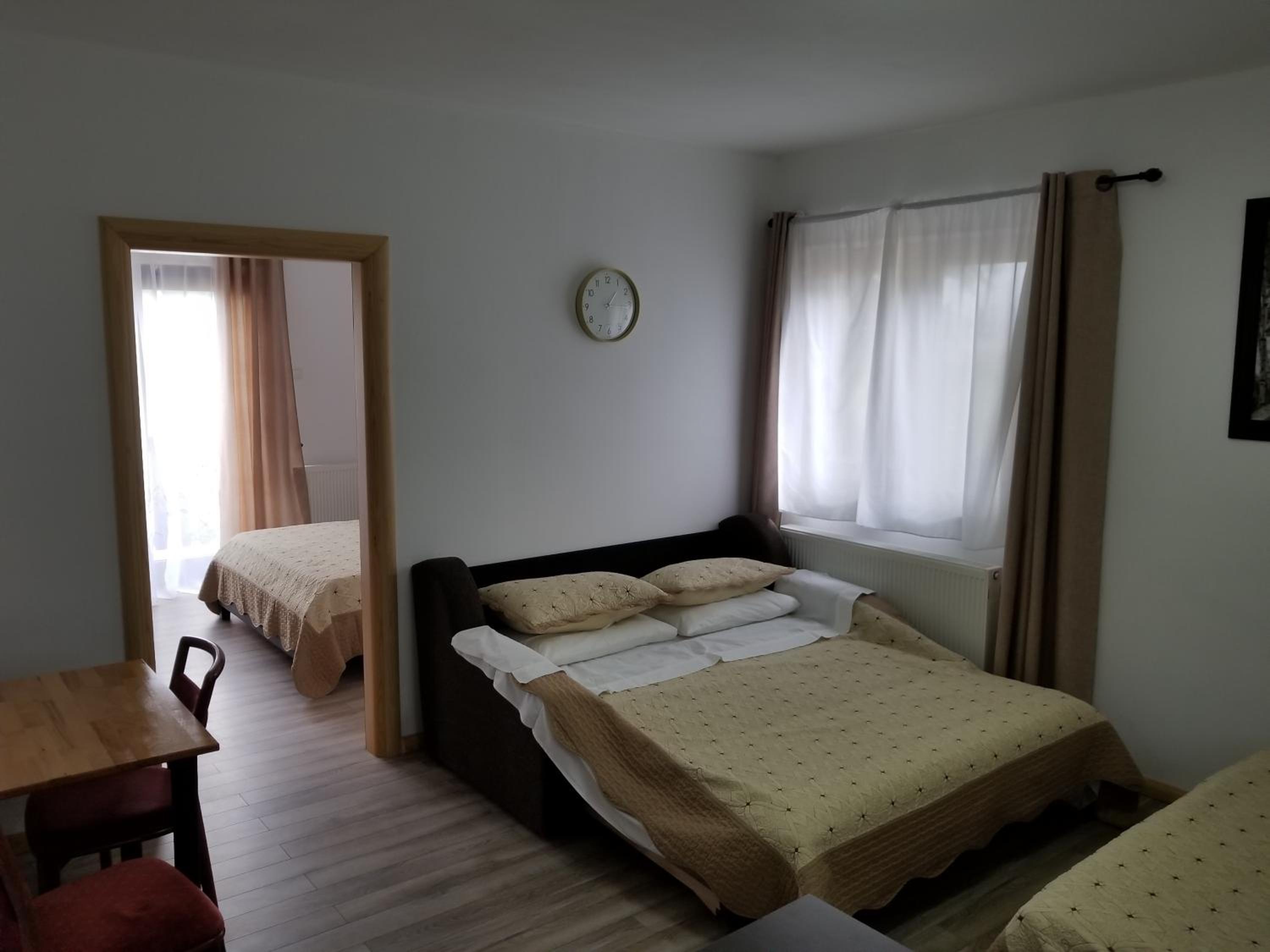 Apartment with Balcony photo 2