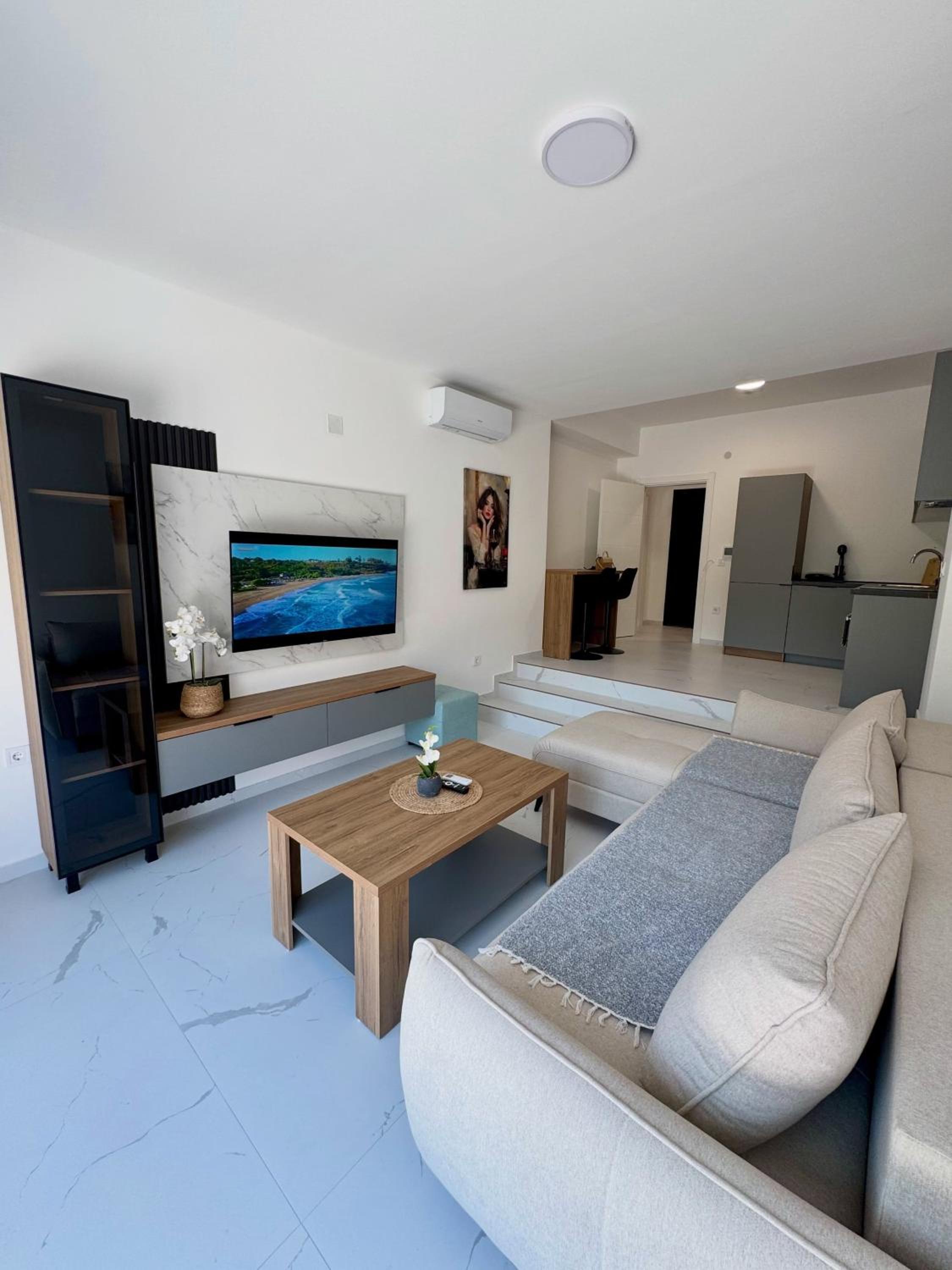 One-Bedroom Apartment with Balcony