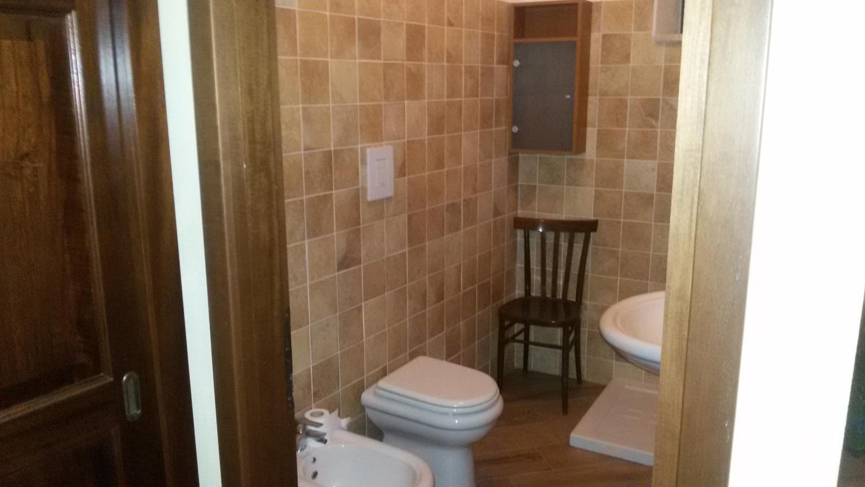 Twin Room - Photo 3