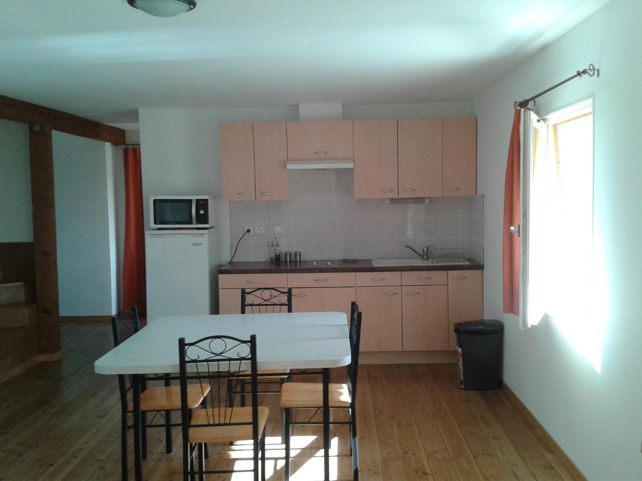Two-Bedroom Apartment - Photo 3