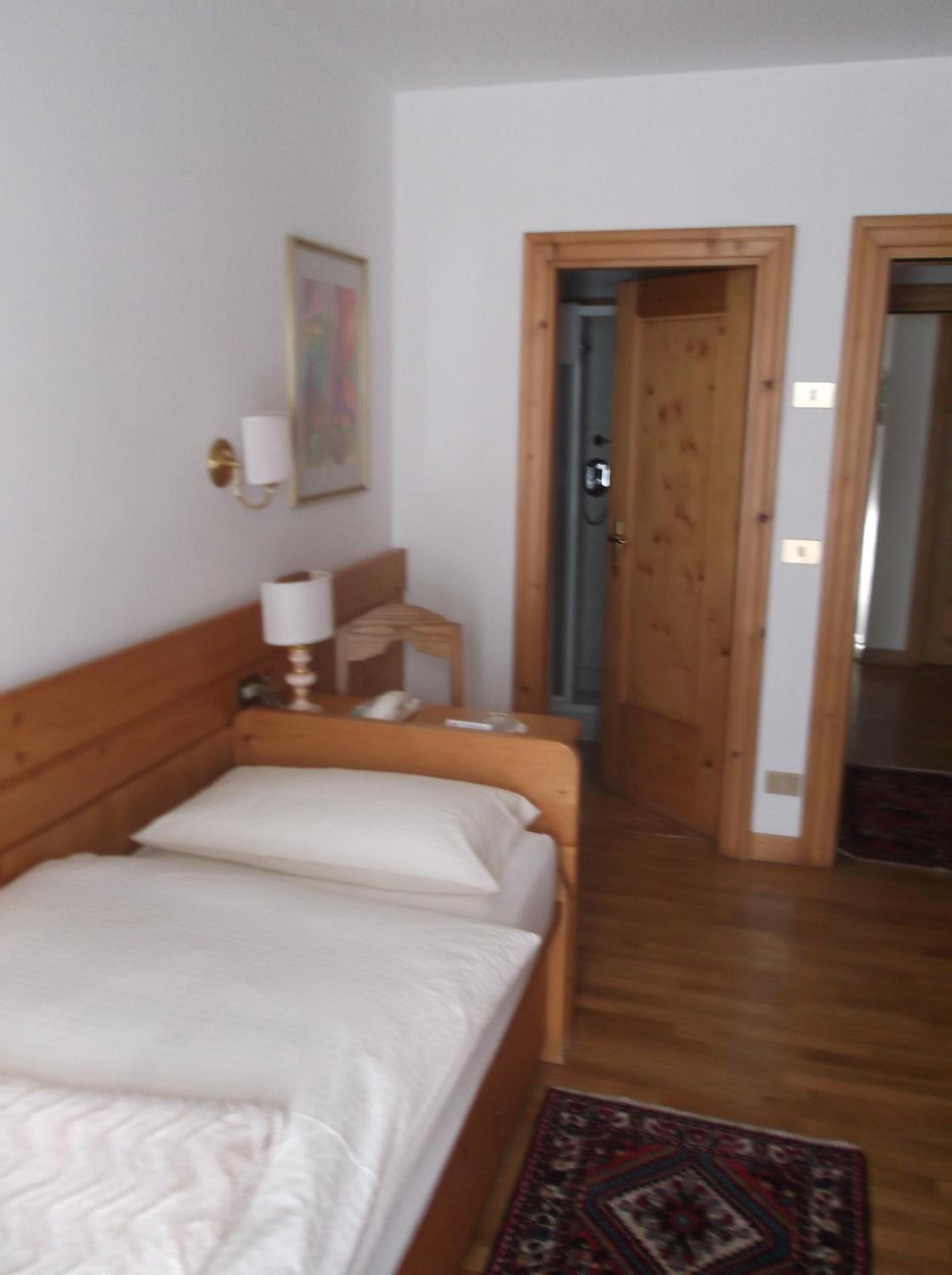 Single Room photo 3