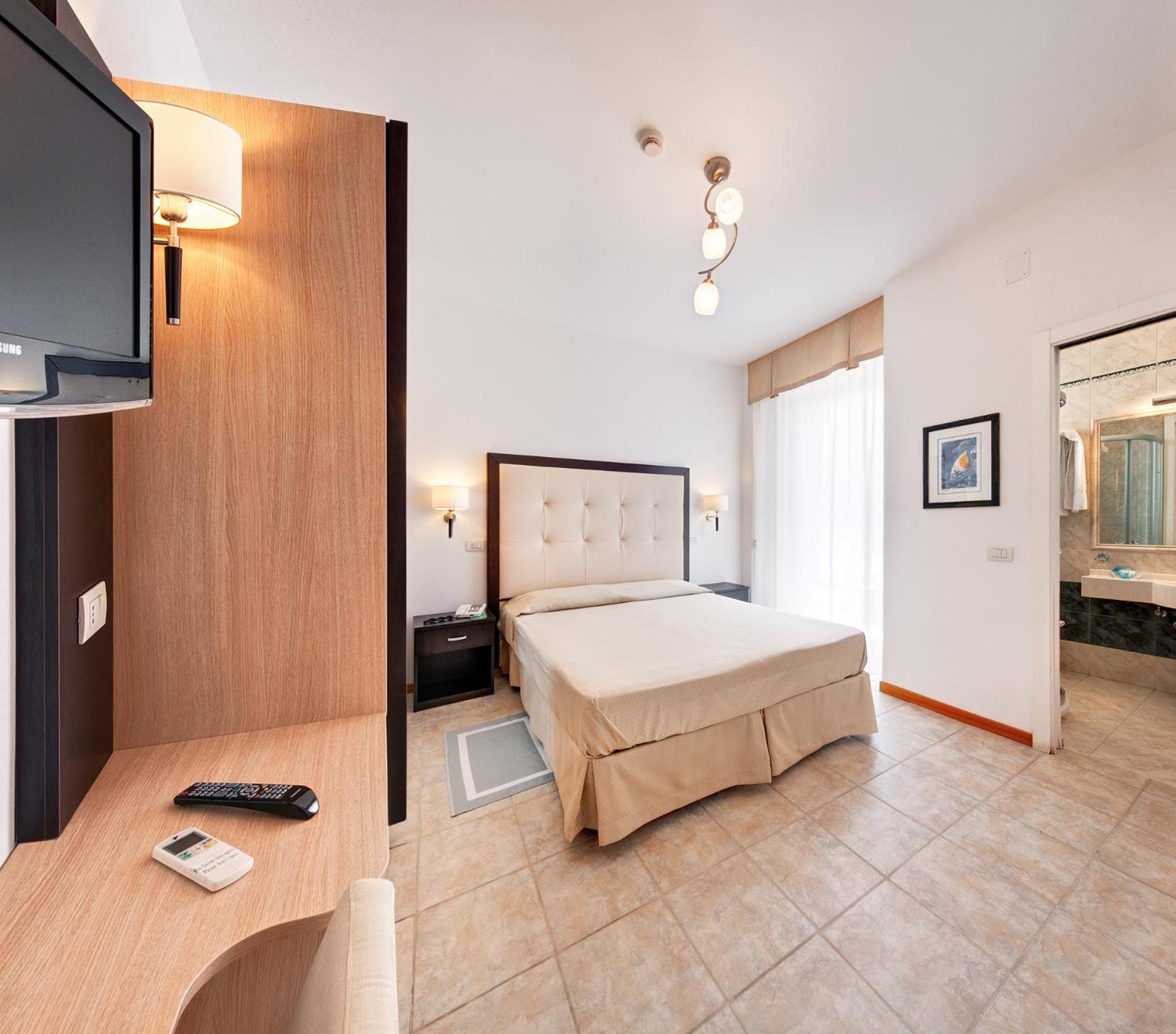 Double Room with Balcony photo 1