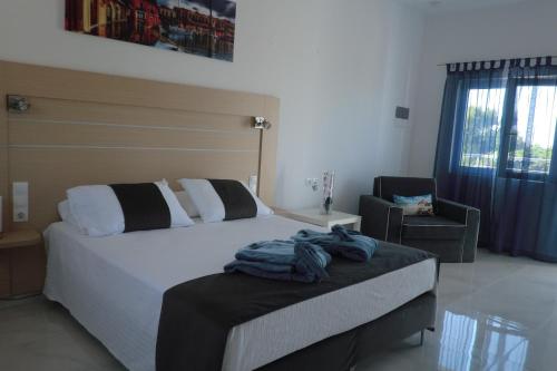 Studio Apartment with Sea View photo 1