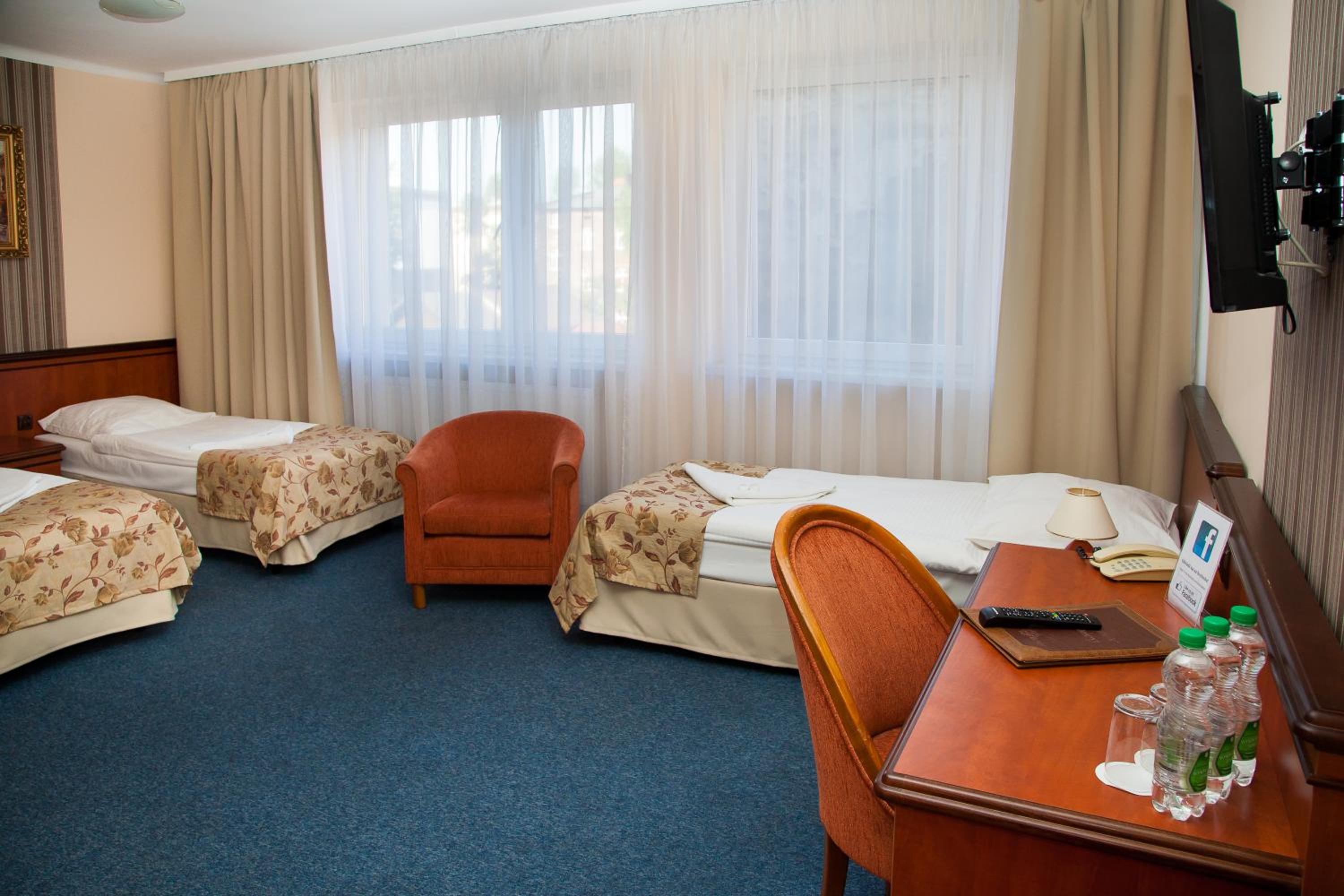 Standard Triple Room - Photo 1