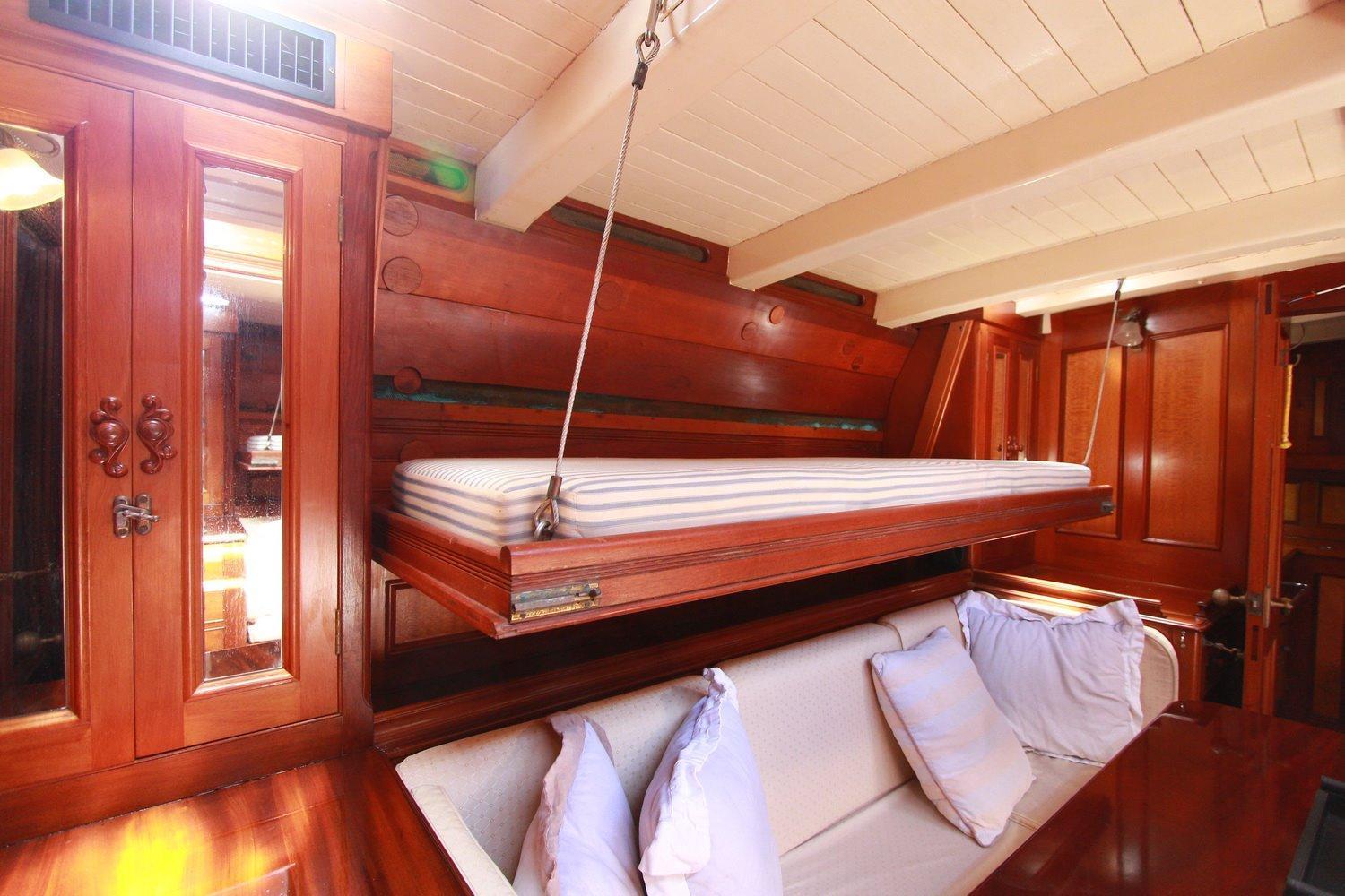 Luxury Yacht 