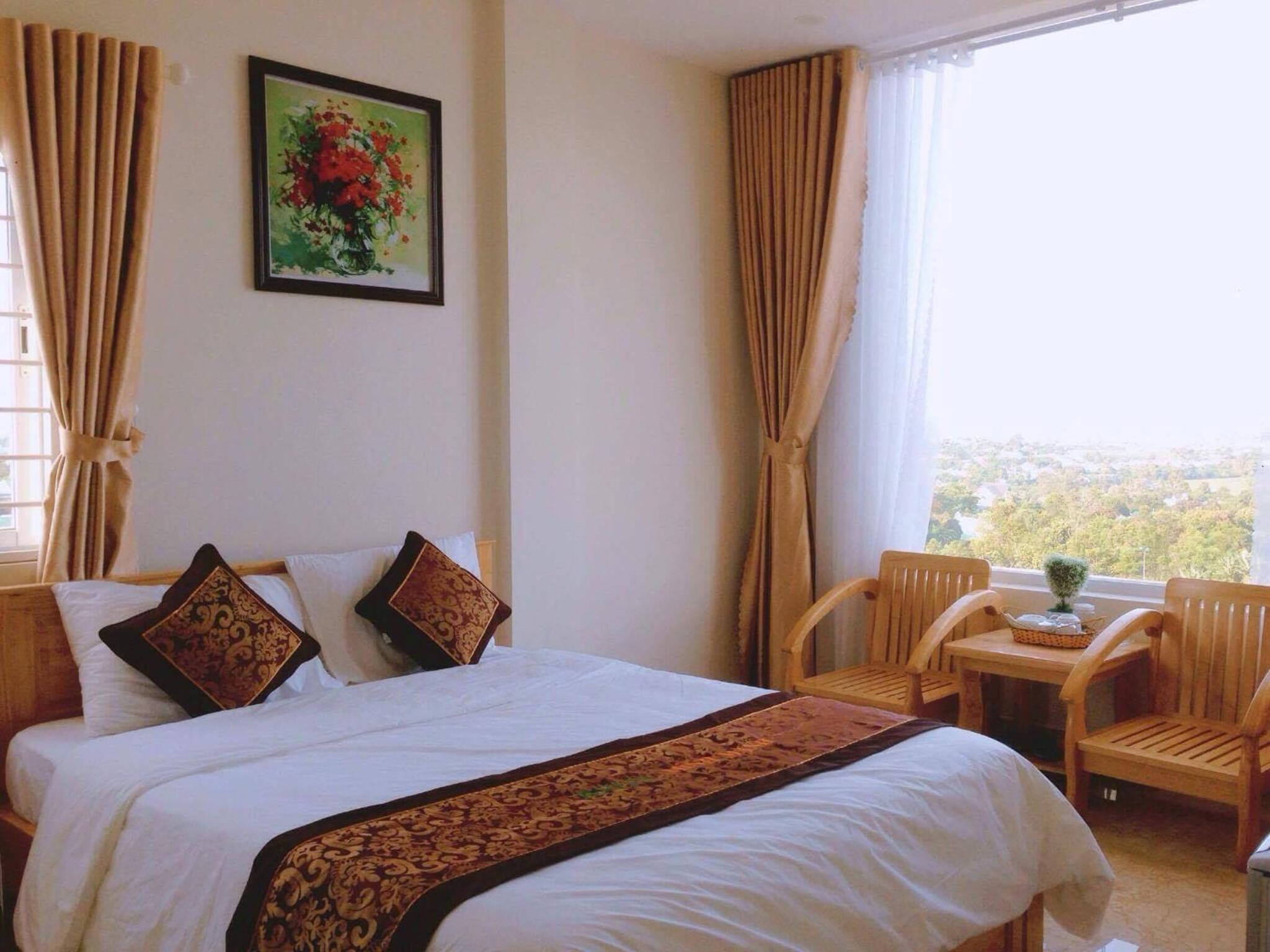 King Room with Mountain View photo 3