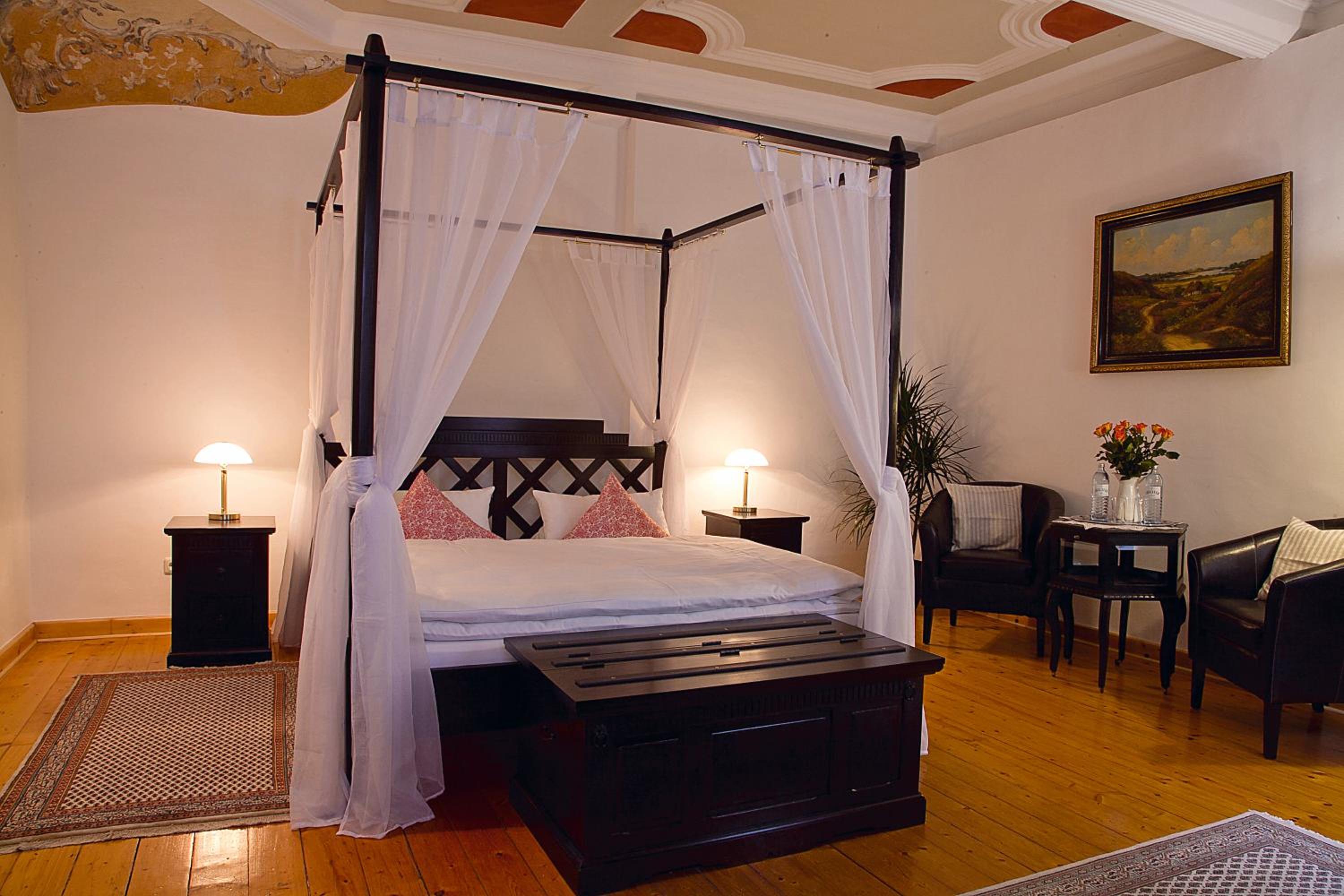Double Room - Photo 3