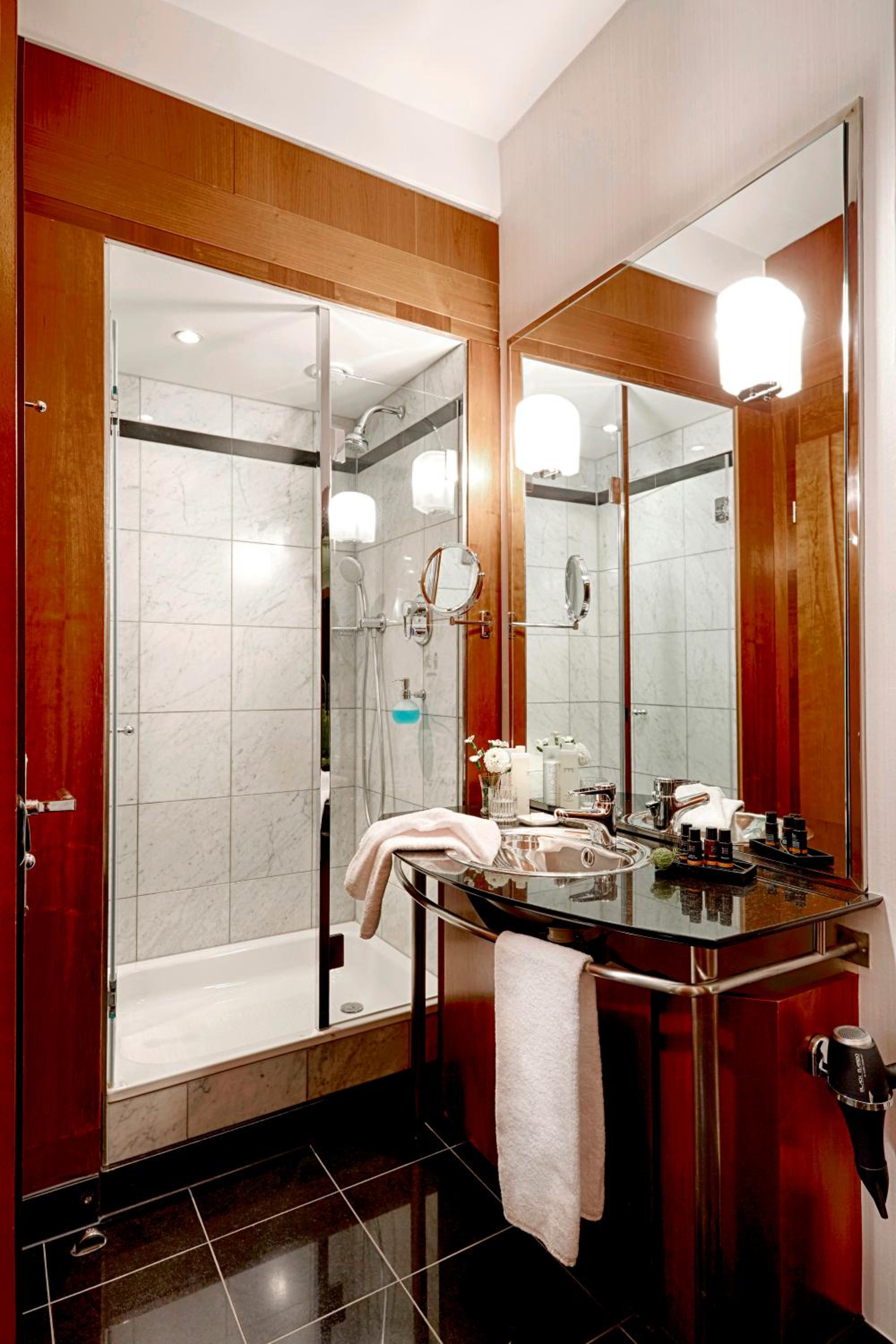 Superior Double Room - Photo 3