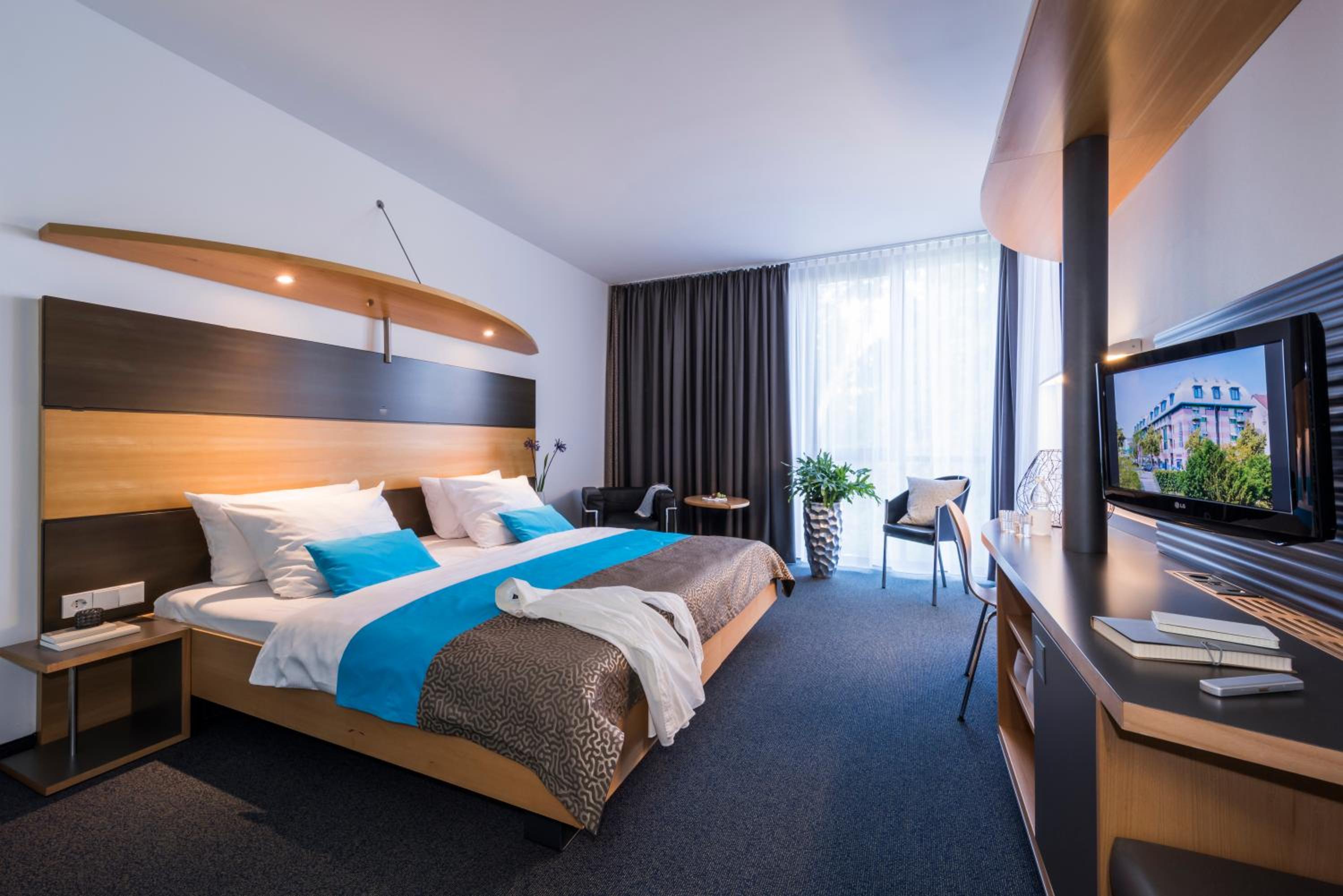 Standard Double Room - Photo 2