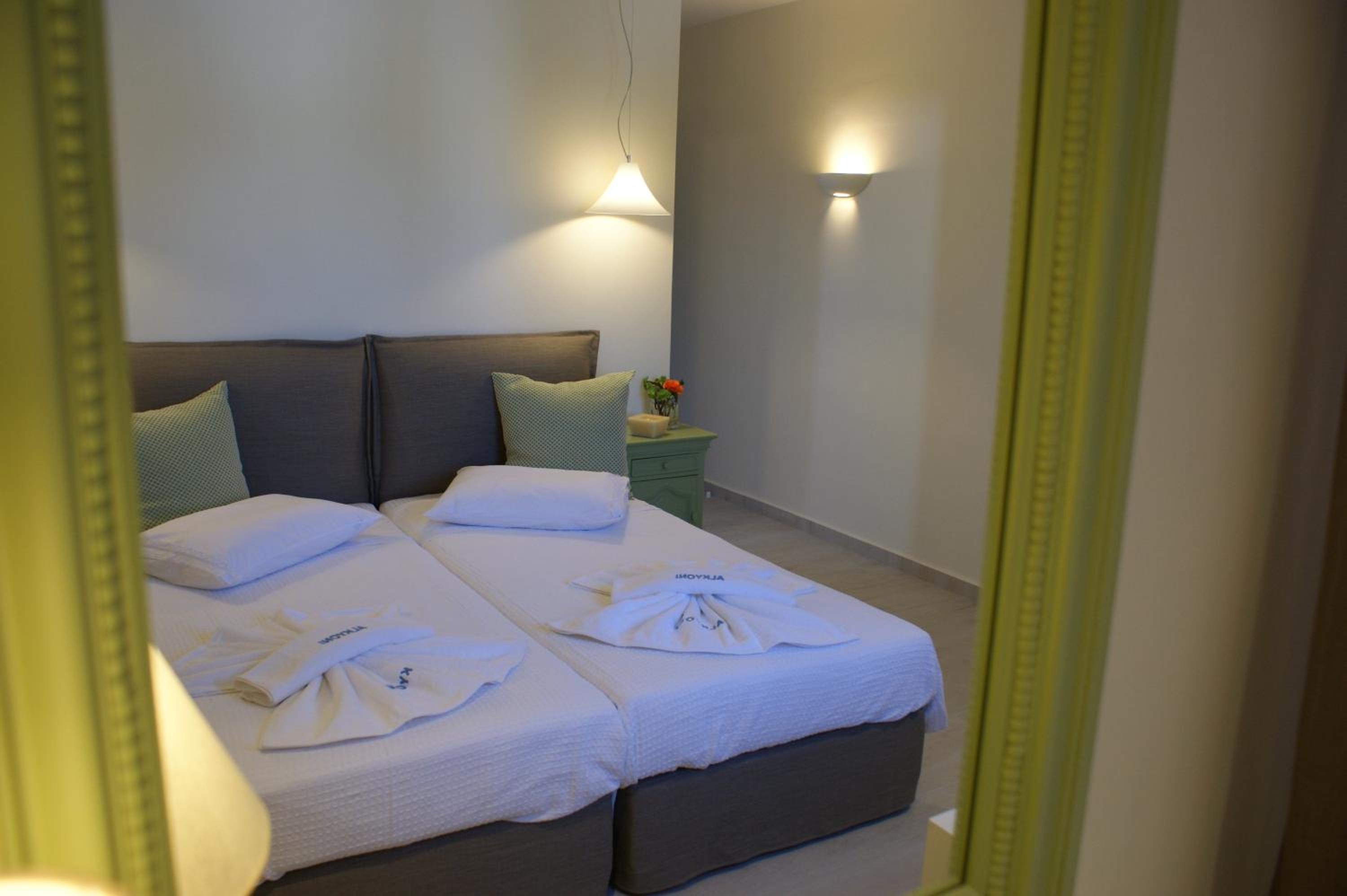 Standard Double or Twin Room with Sea View