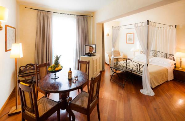 Junior Suite - Photo 1