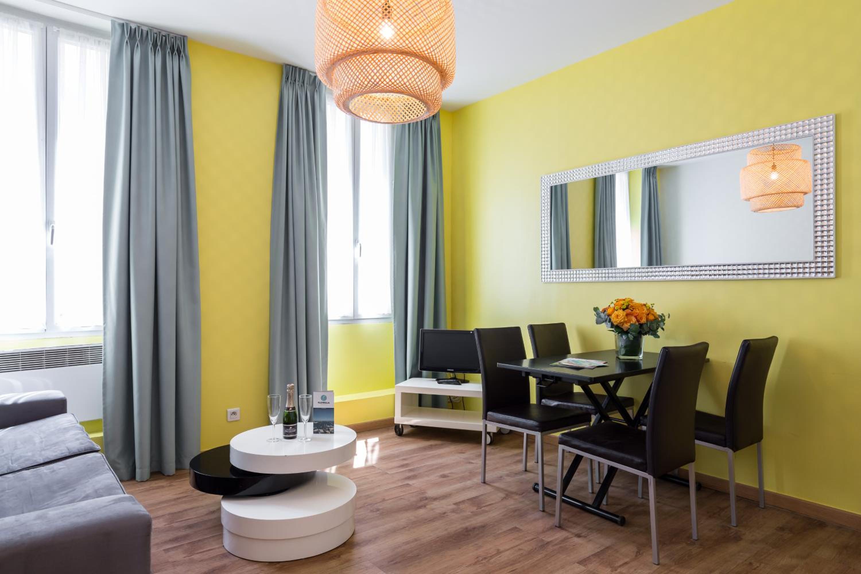 Standard One-Bedroom Apartment - Photo 22