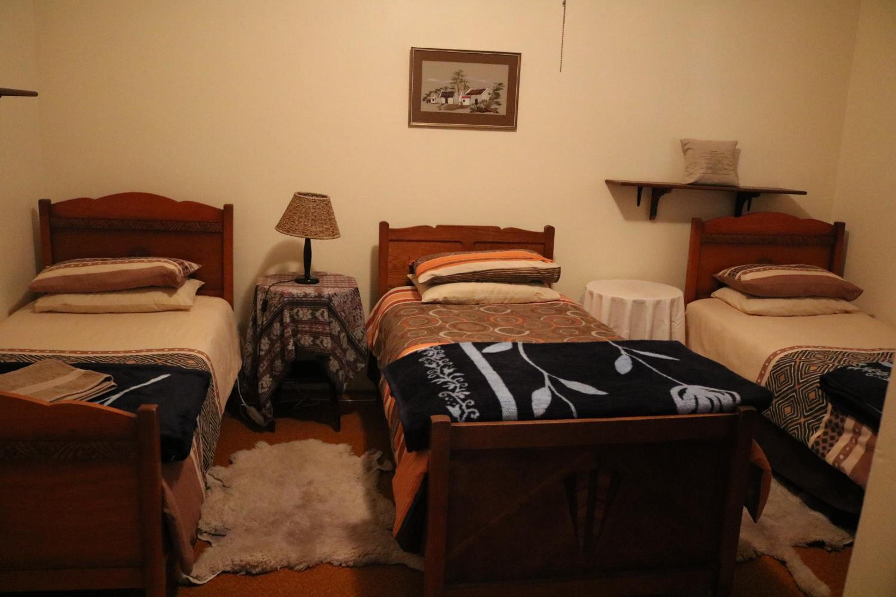 Three-Bedroom House photo 2