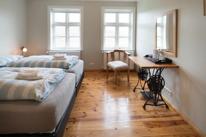 Double or Twin Room photo 2