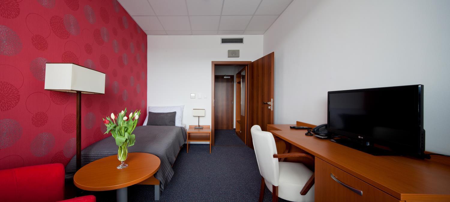Single Room photo 2