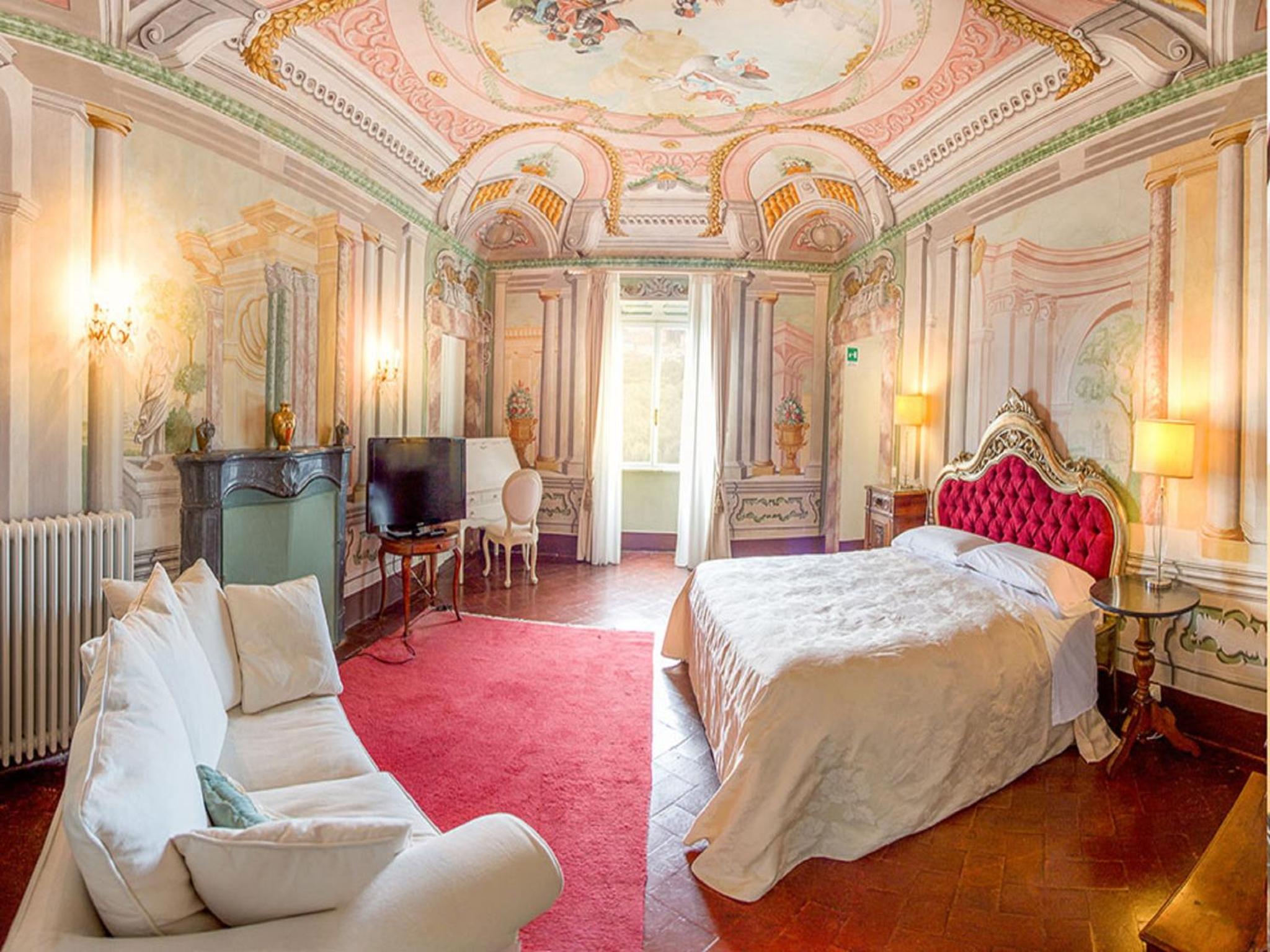 Suite with Garden View