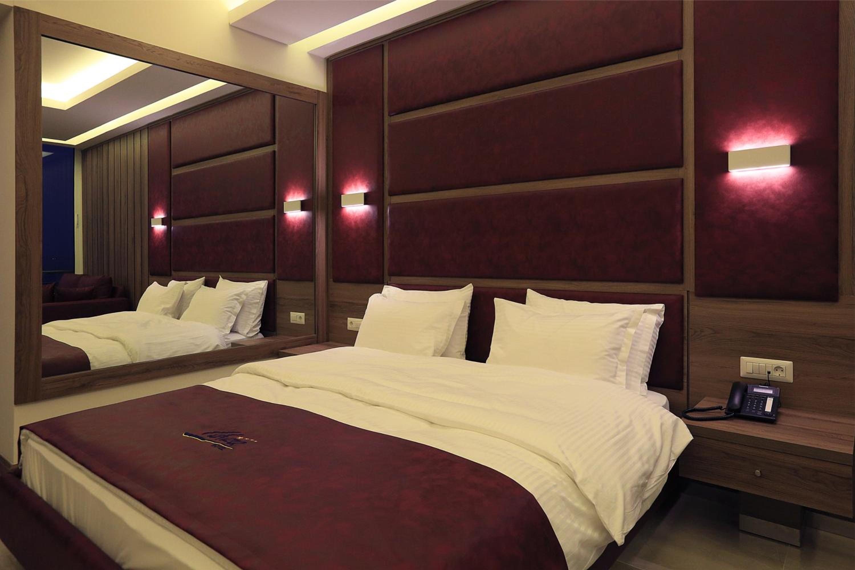 Junior Suite - Photo 2