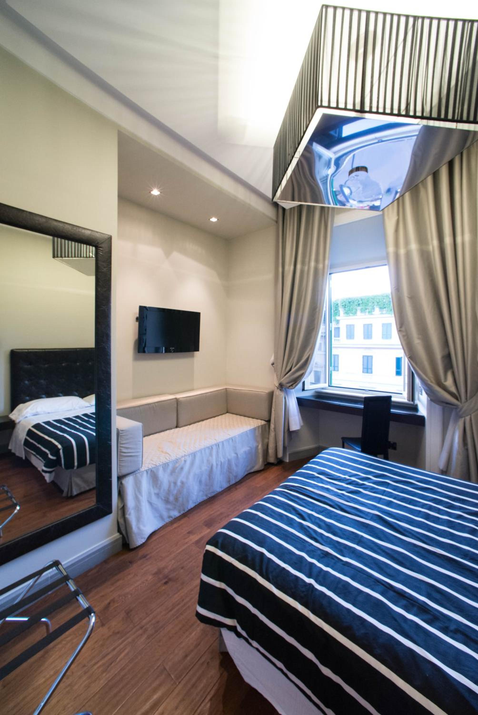 Triple Room photo 2