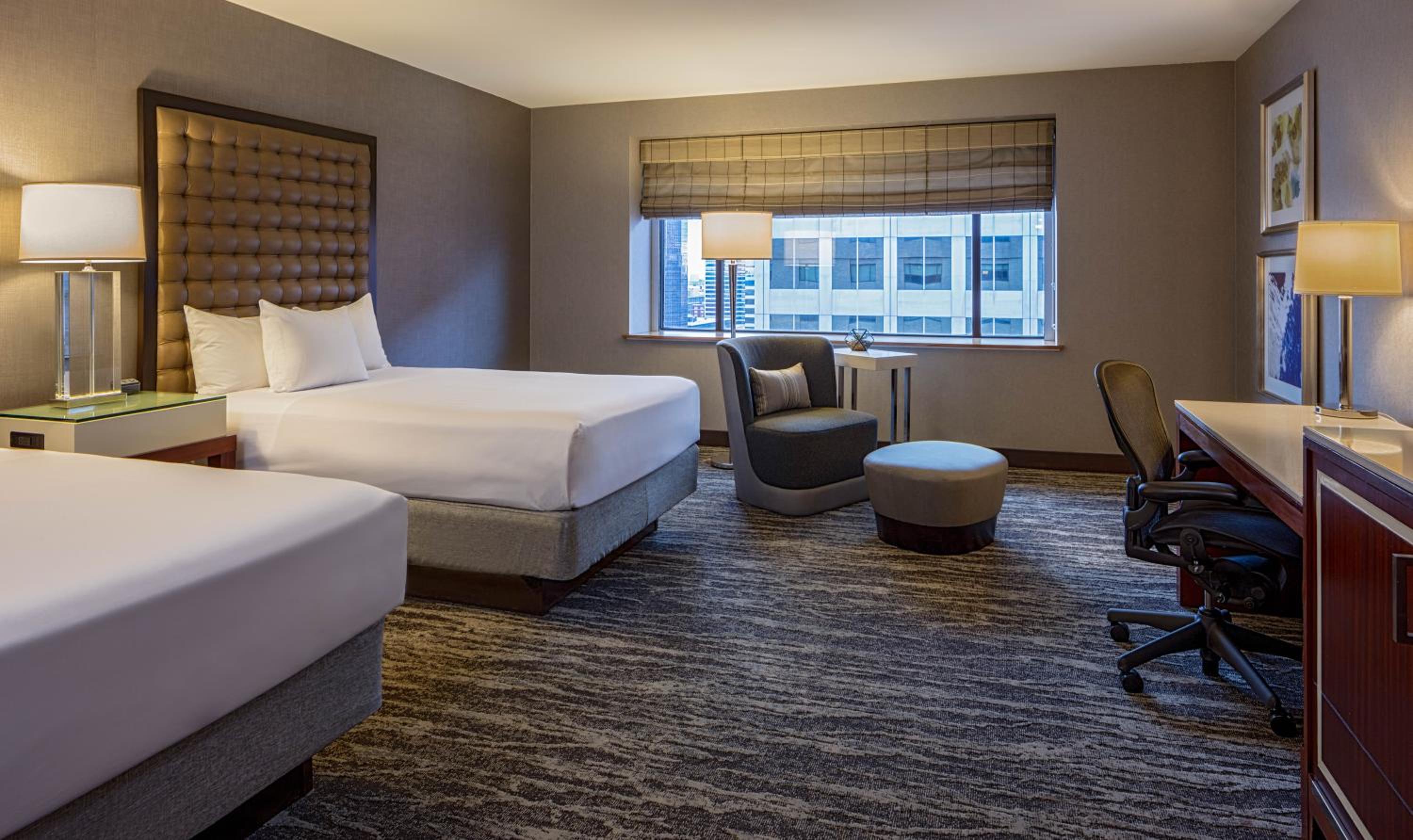 Deluxe Double Room with Two Double Beds - Photo 6