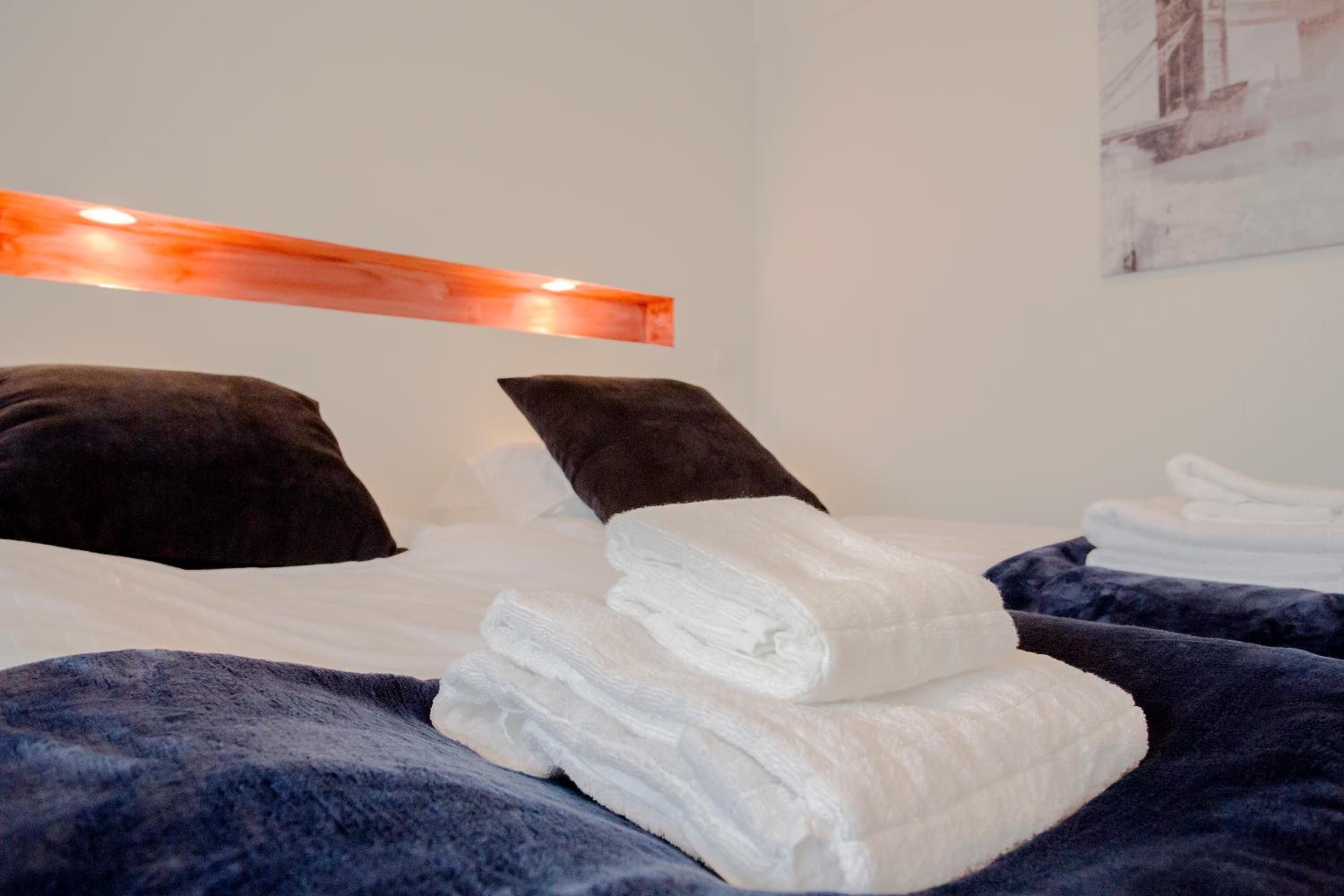 Deluxe Twin Room - Photo 6