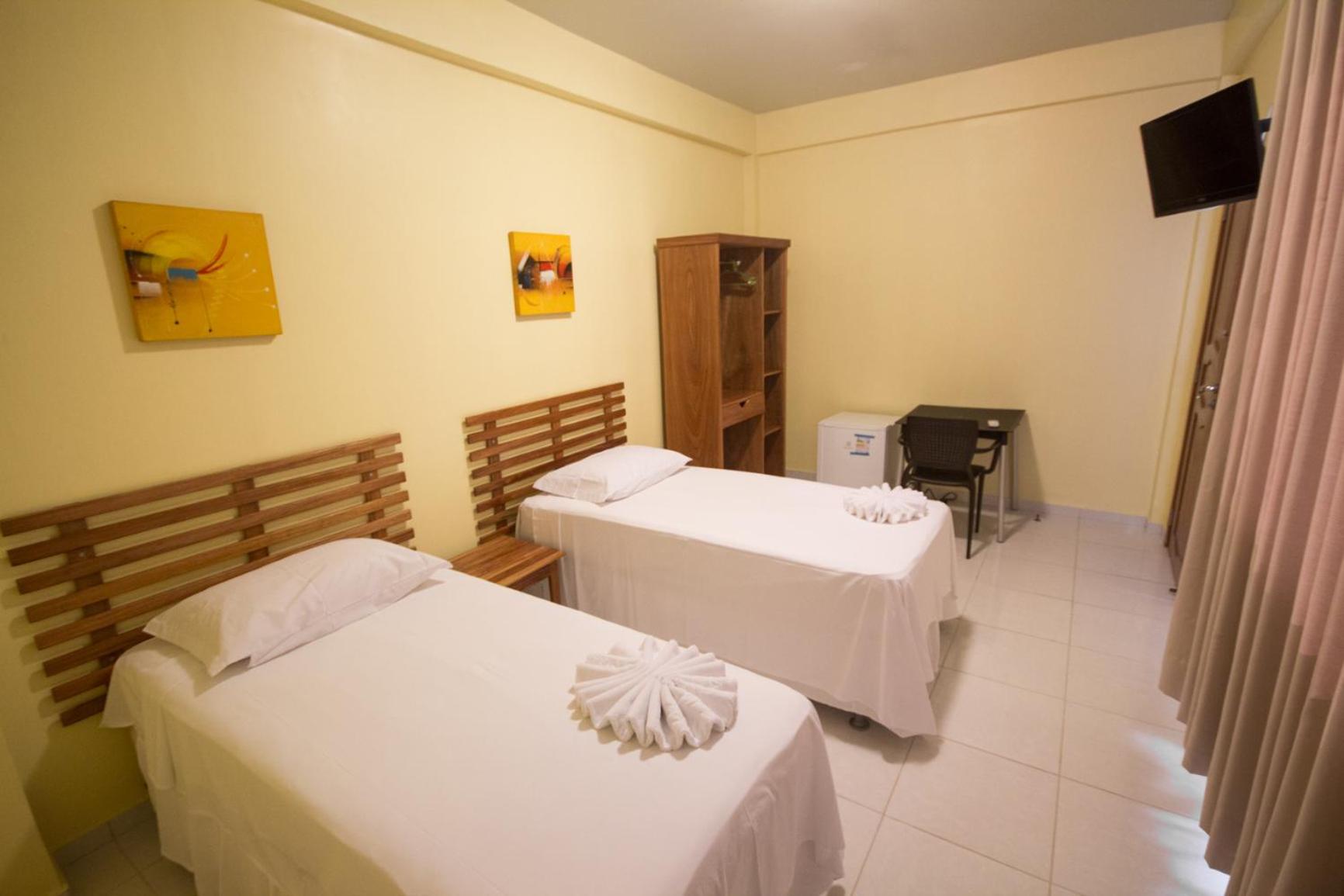 Large Twin Room photo 1