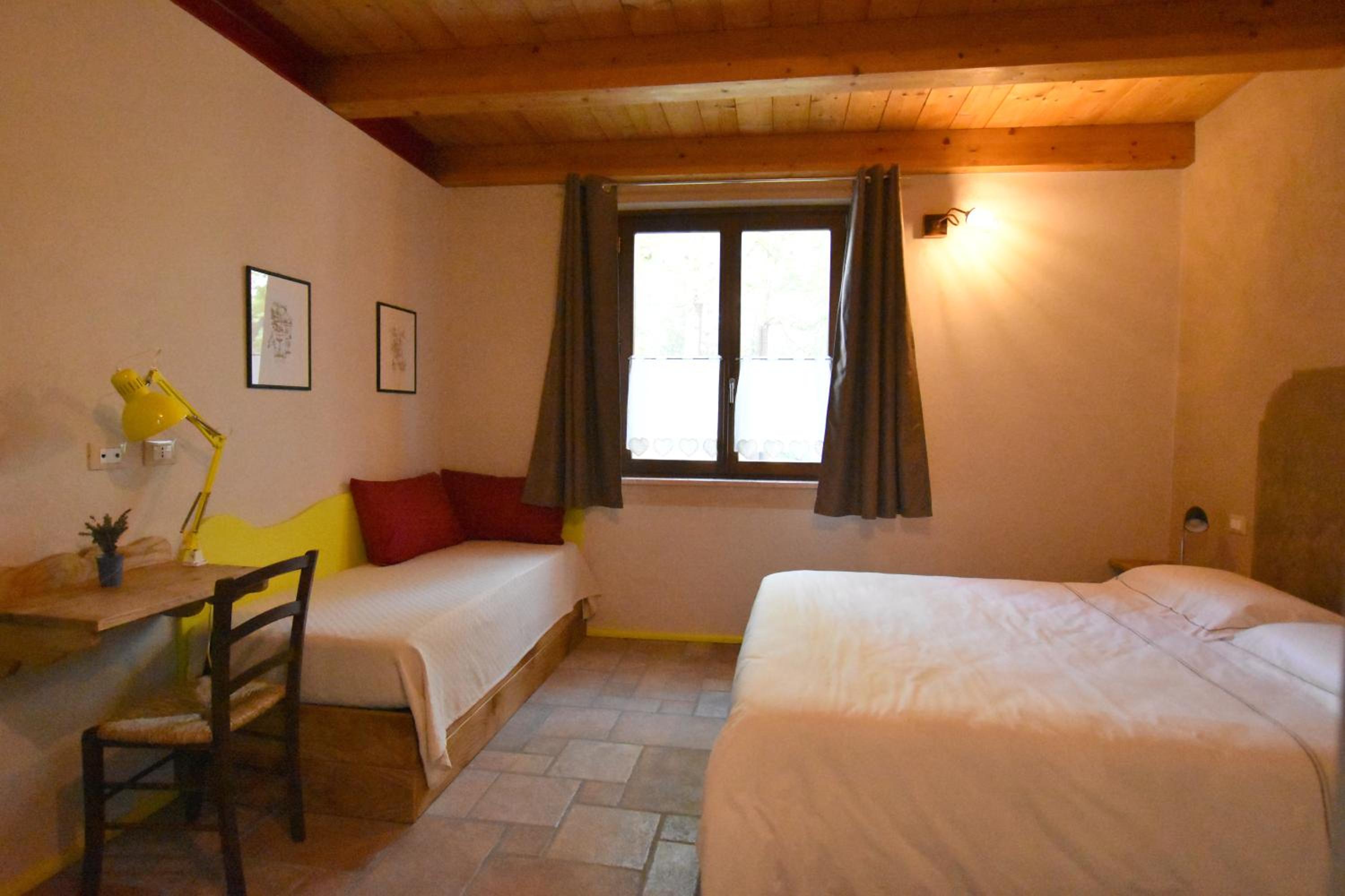 Triple Room with Private Bathroom - Photo 1