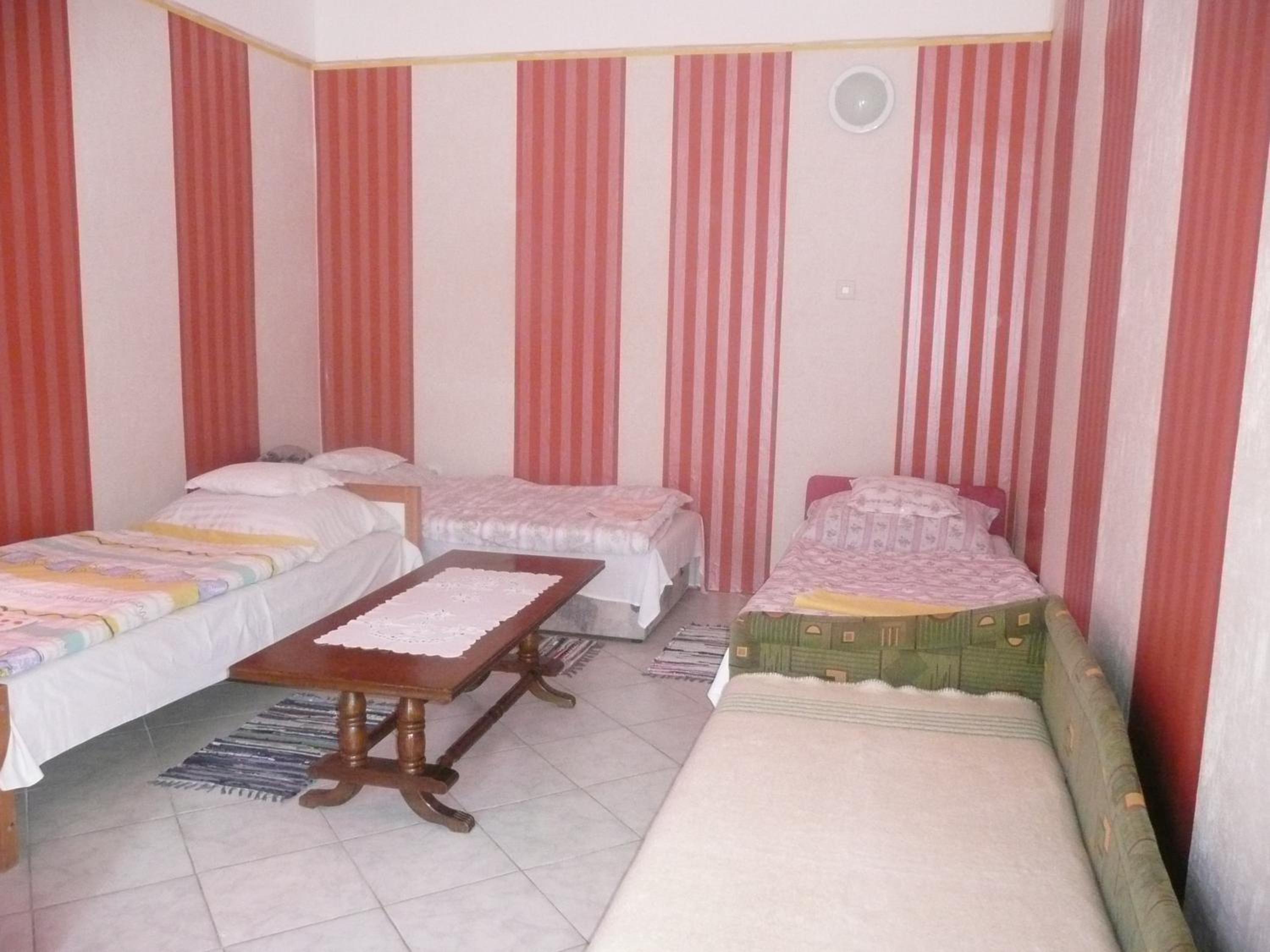 Quadruple Room with Bathroom photo 1