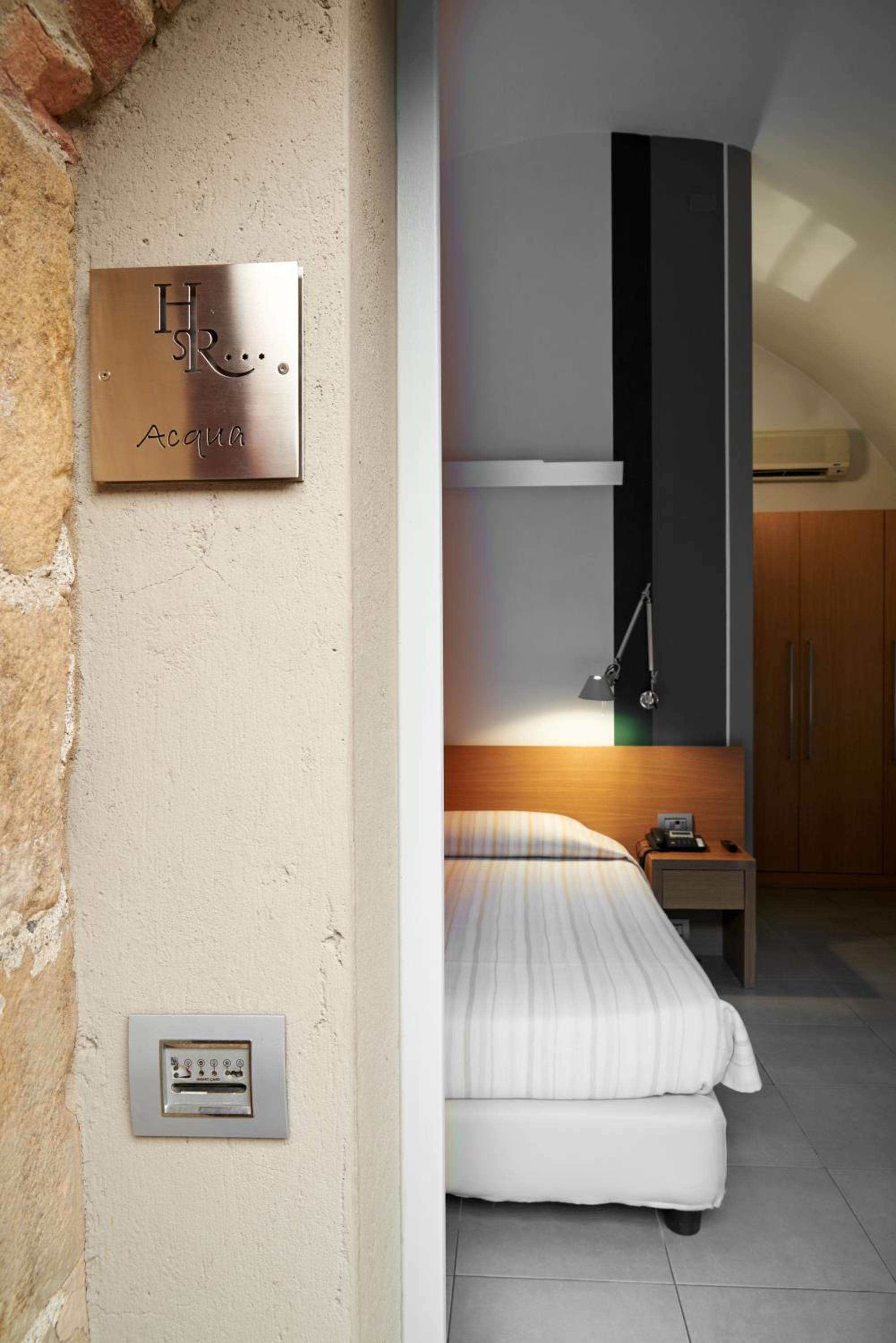 Double Room - Photo 20