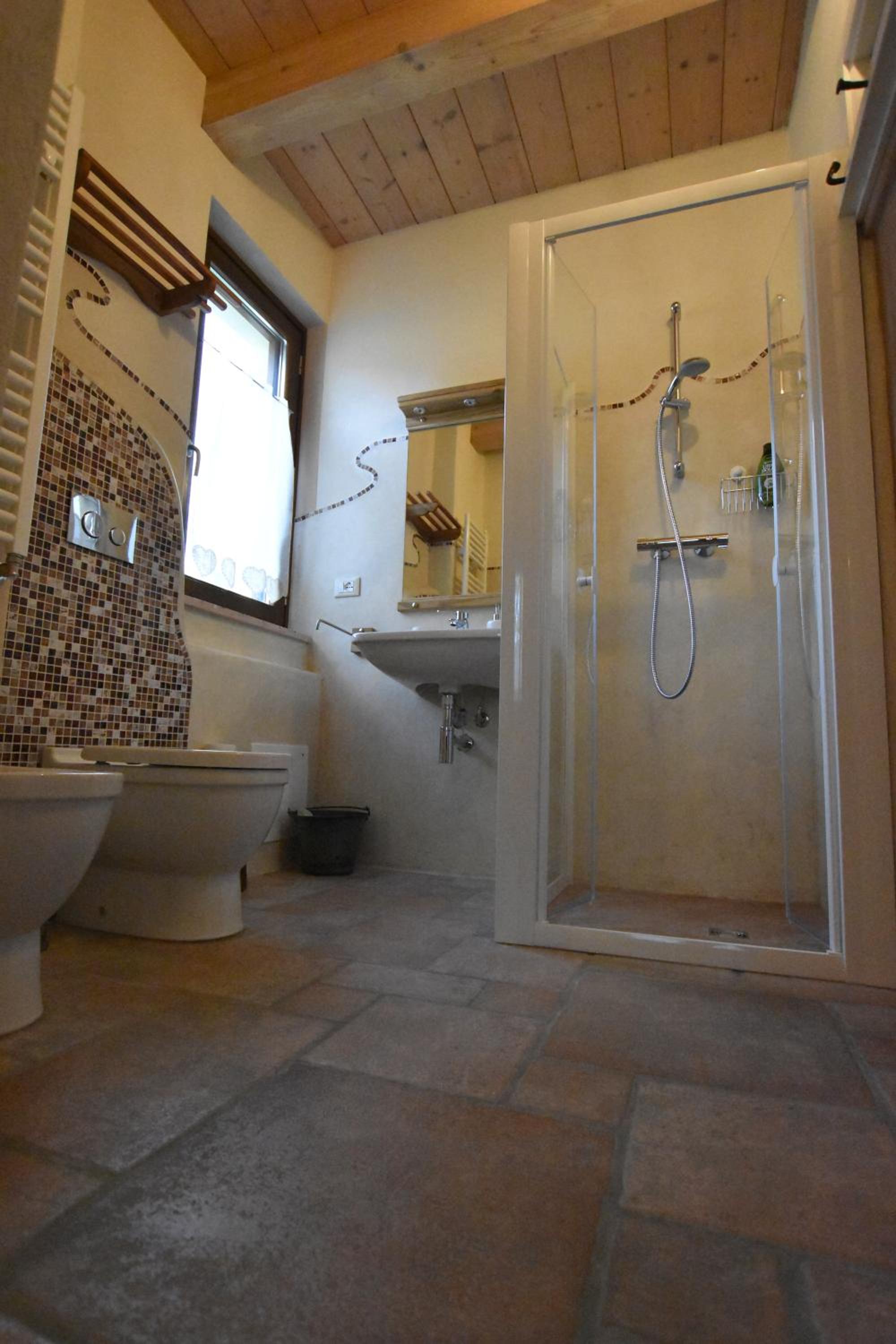 Triple Room with Private Bathroom - Photo 3