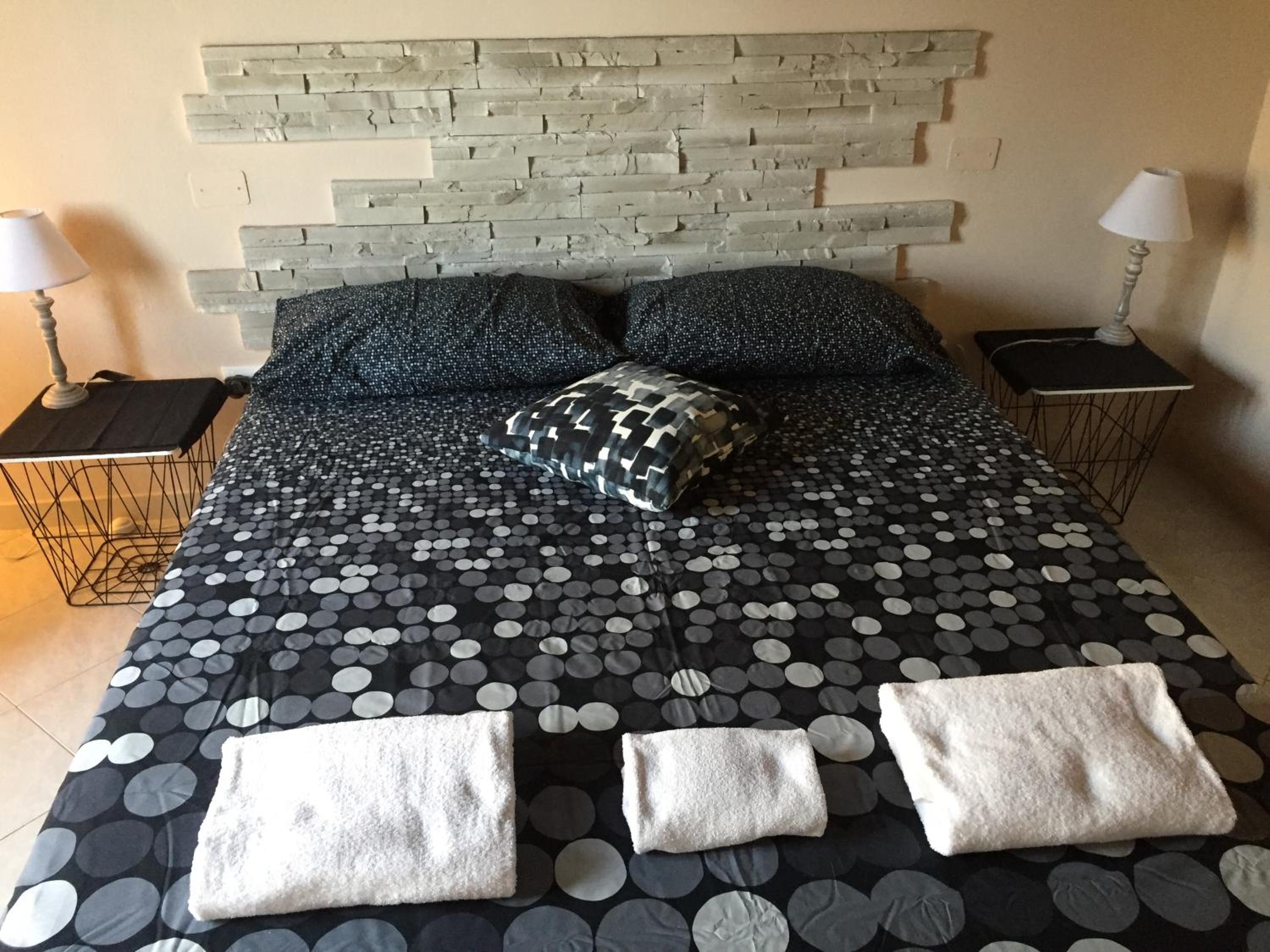 Double Room with Private External Bathroom