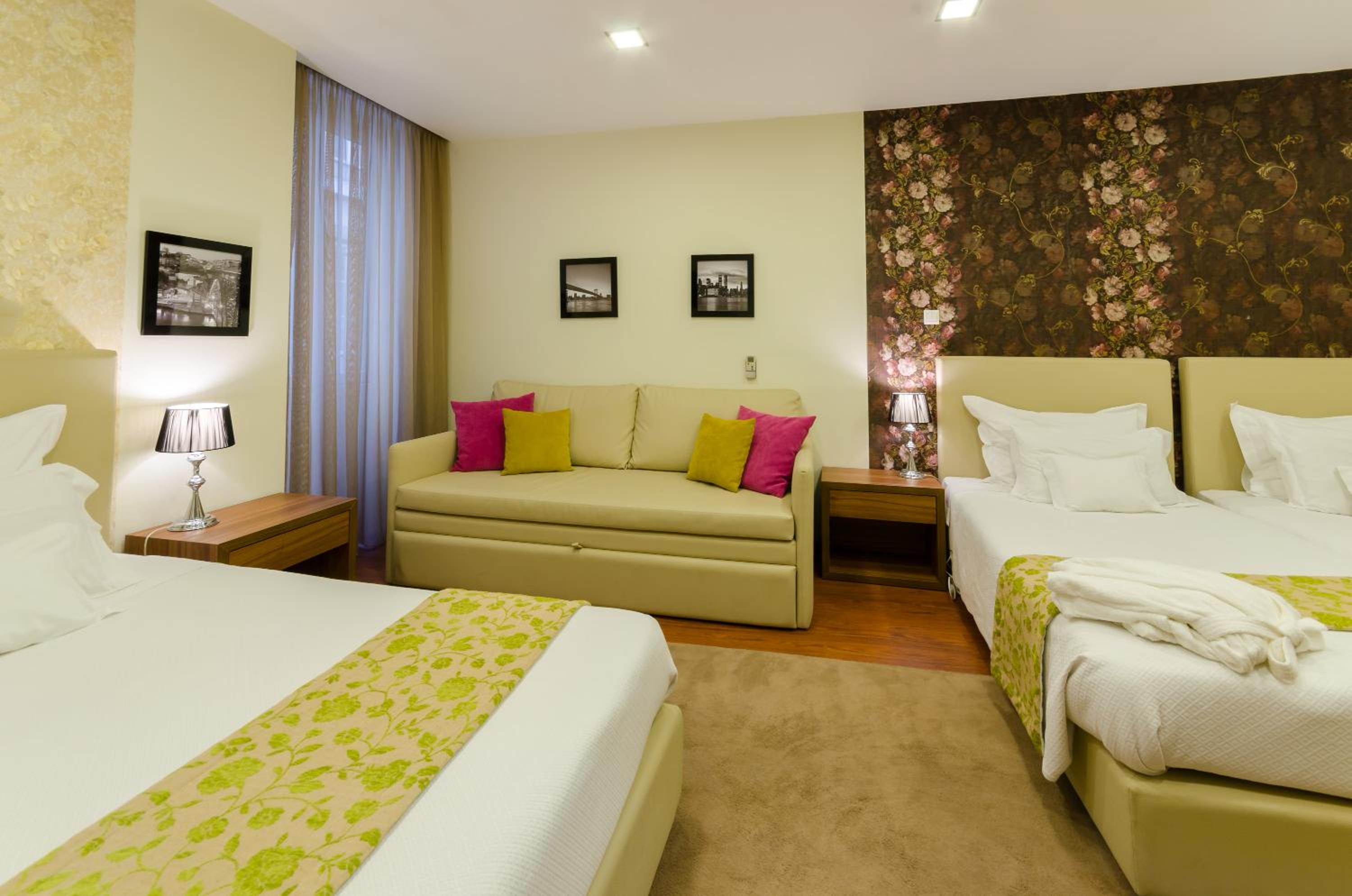 Superior Triple Room - Photo 4