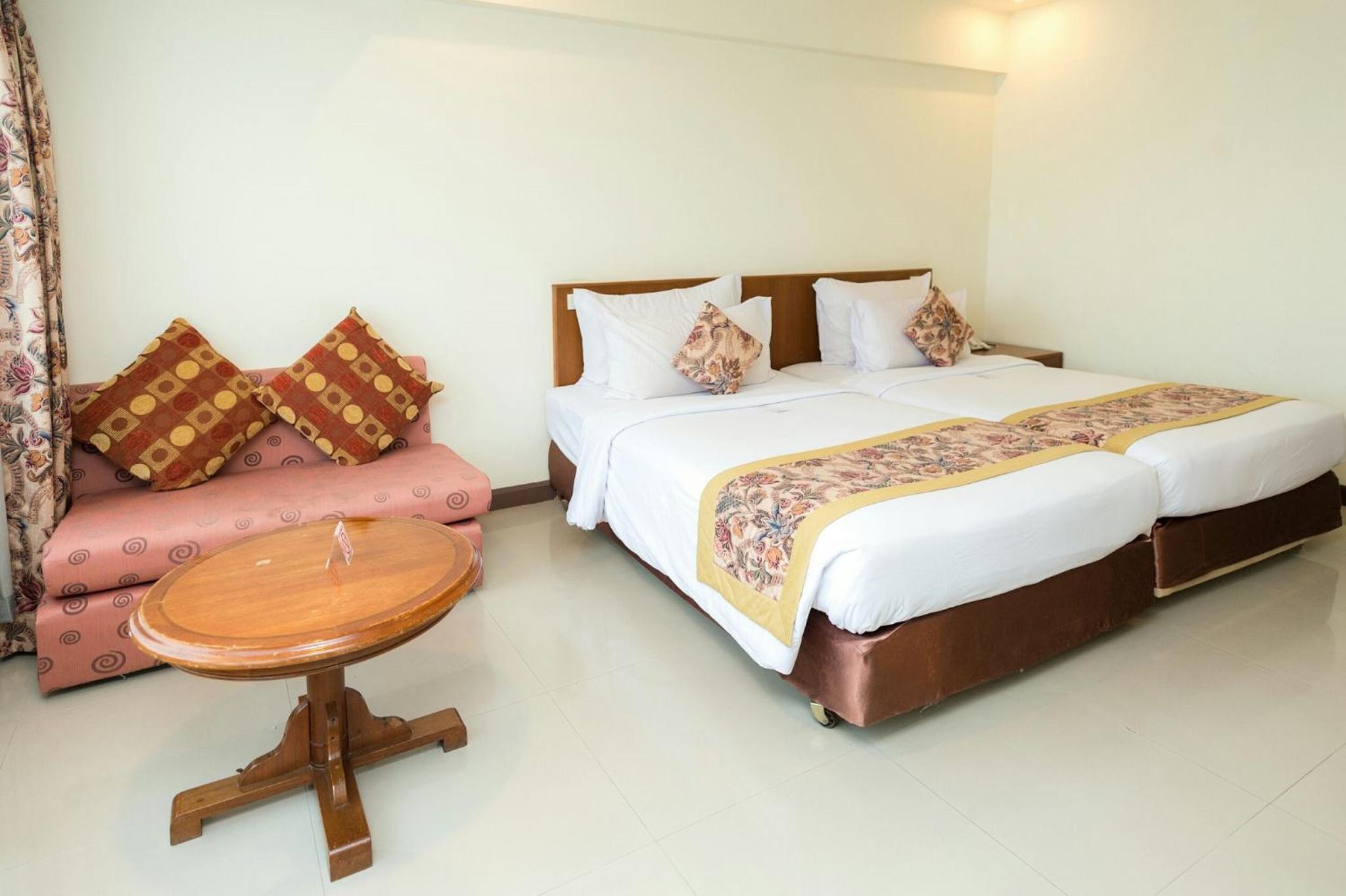 Superior Double or Twin Room photo 3