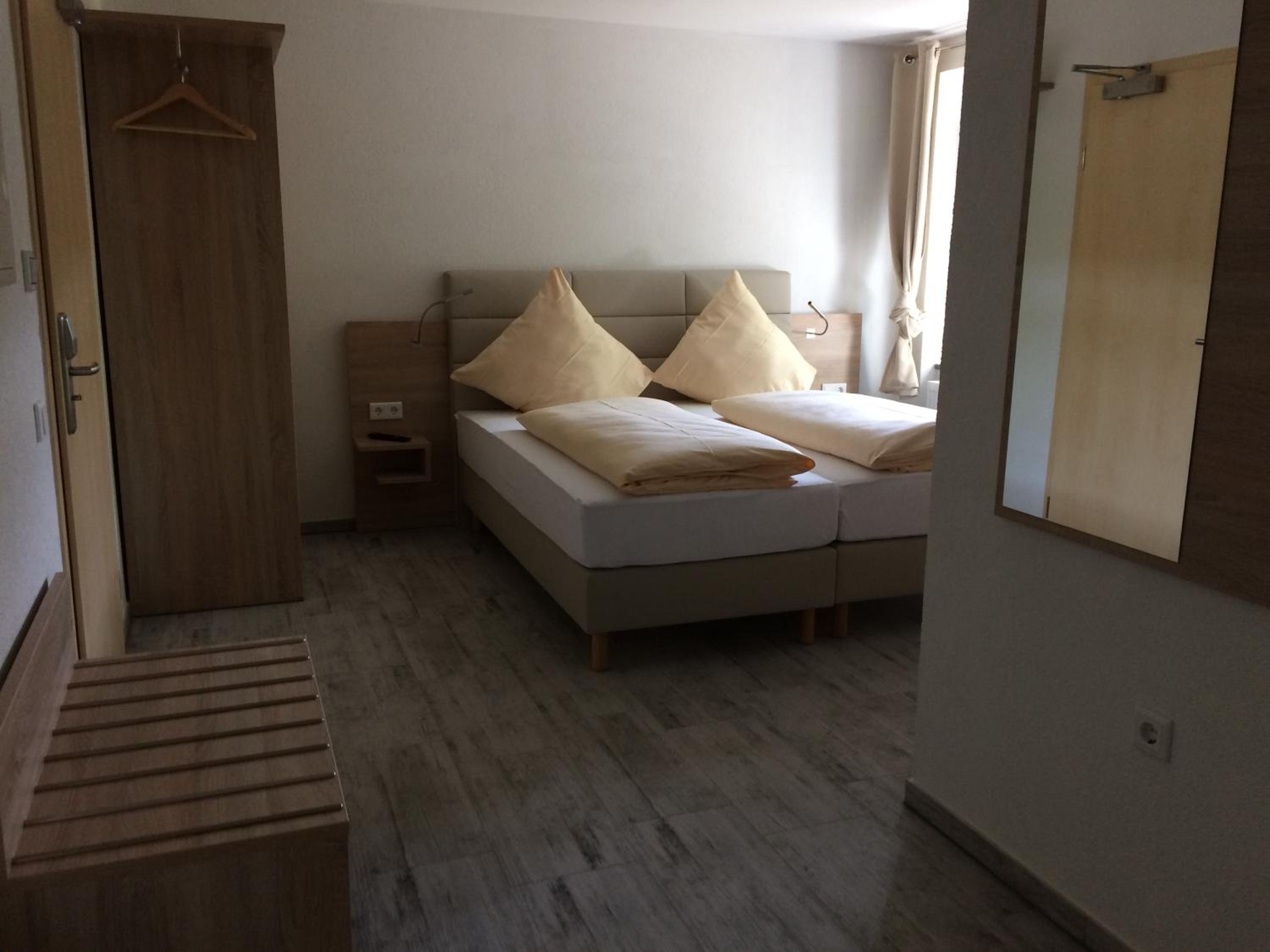 Double Room - Photo 1