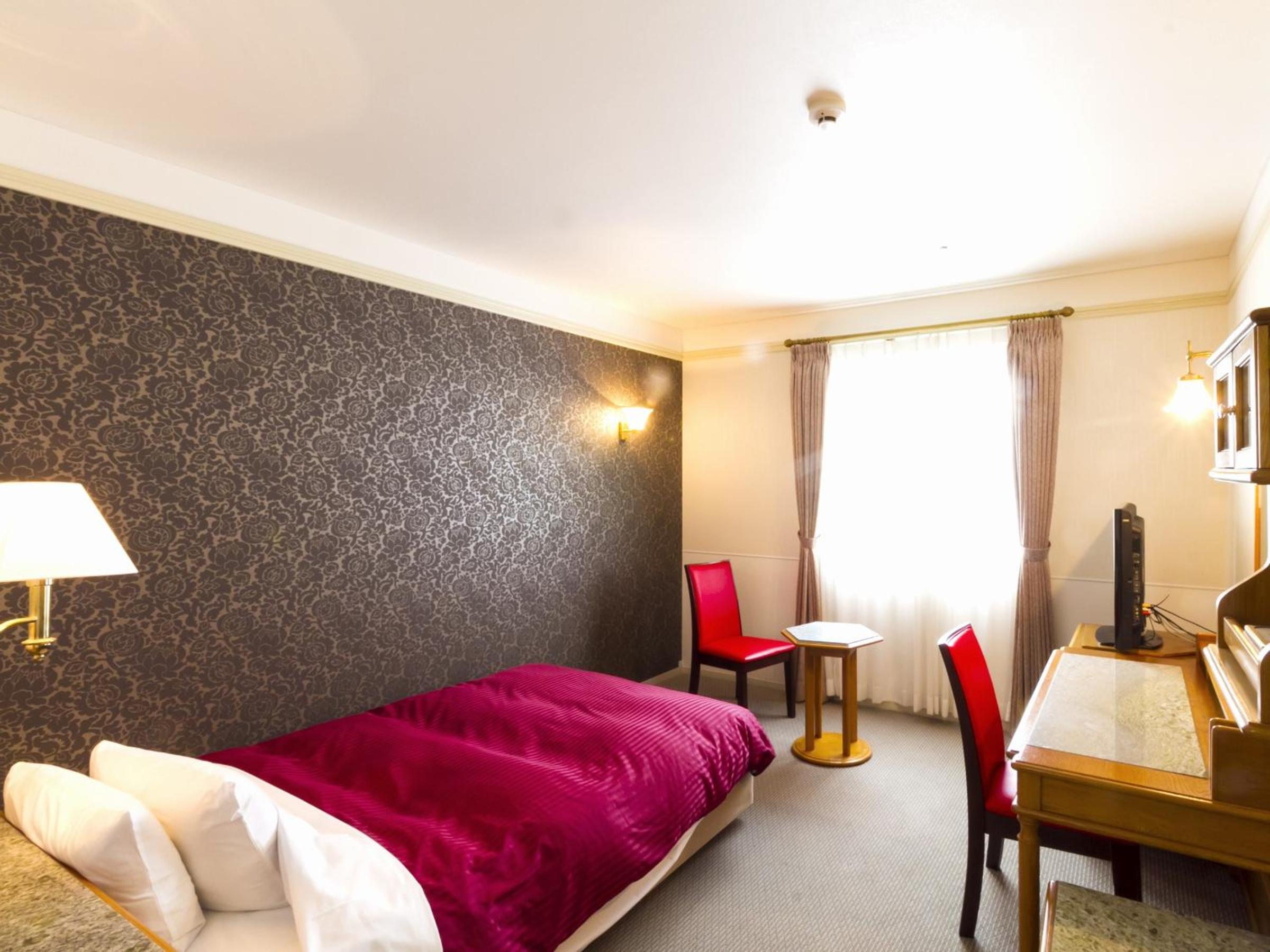 Single Room - Non-Smoking photo 2