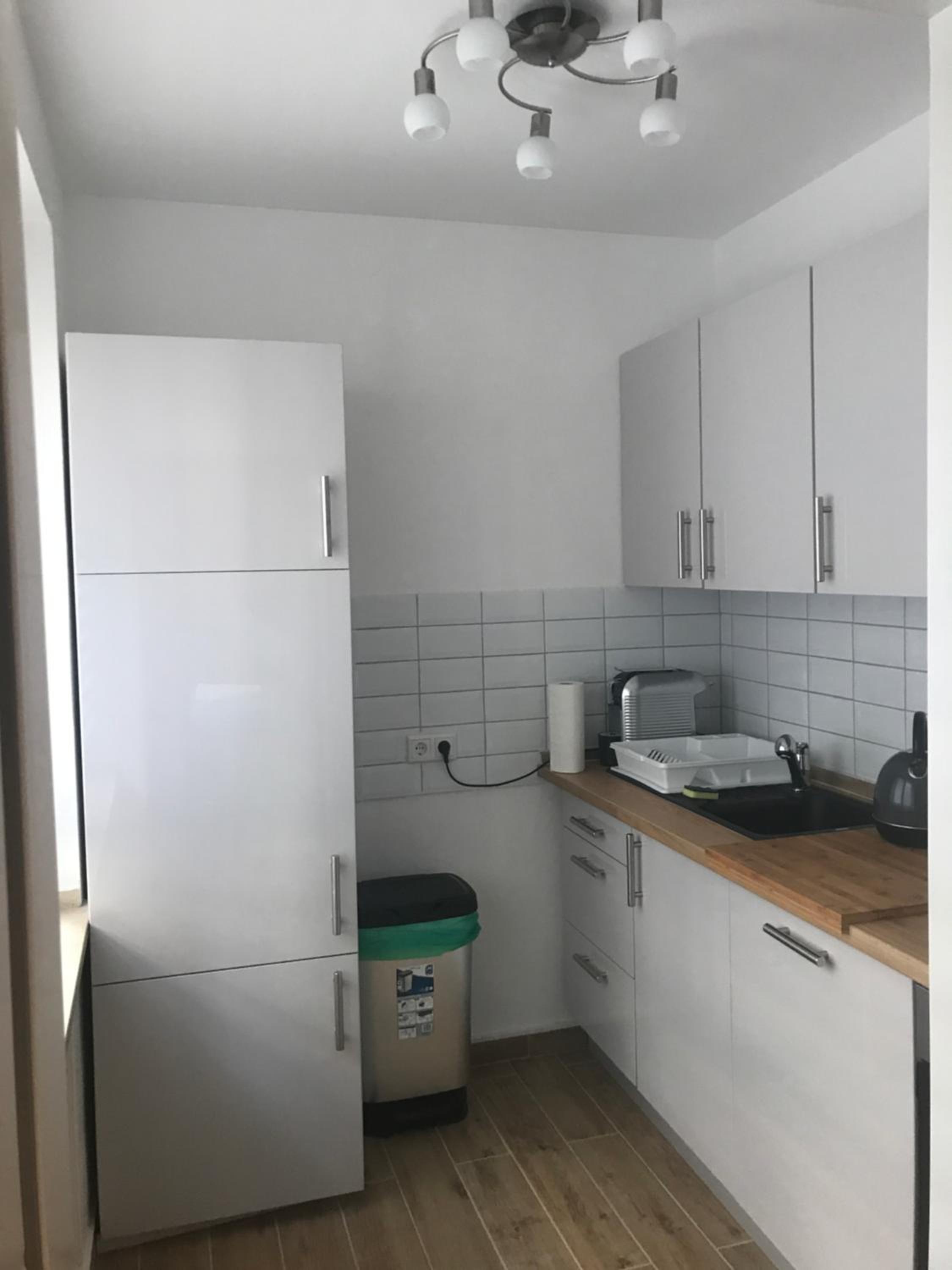 One-Bedroom Apartment - Photo 11