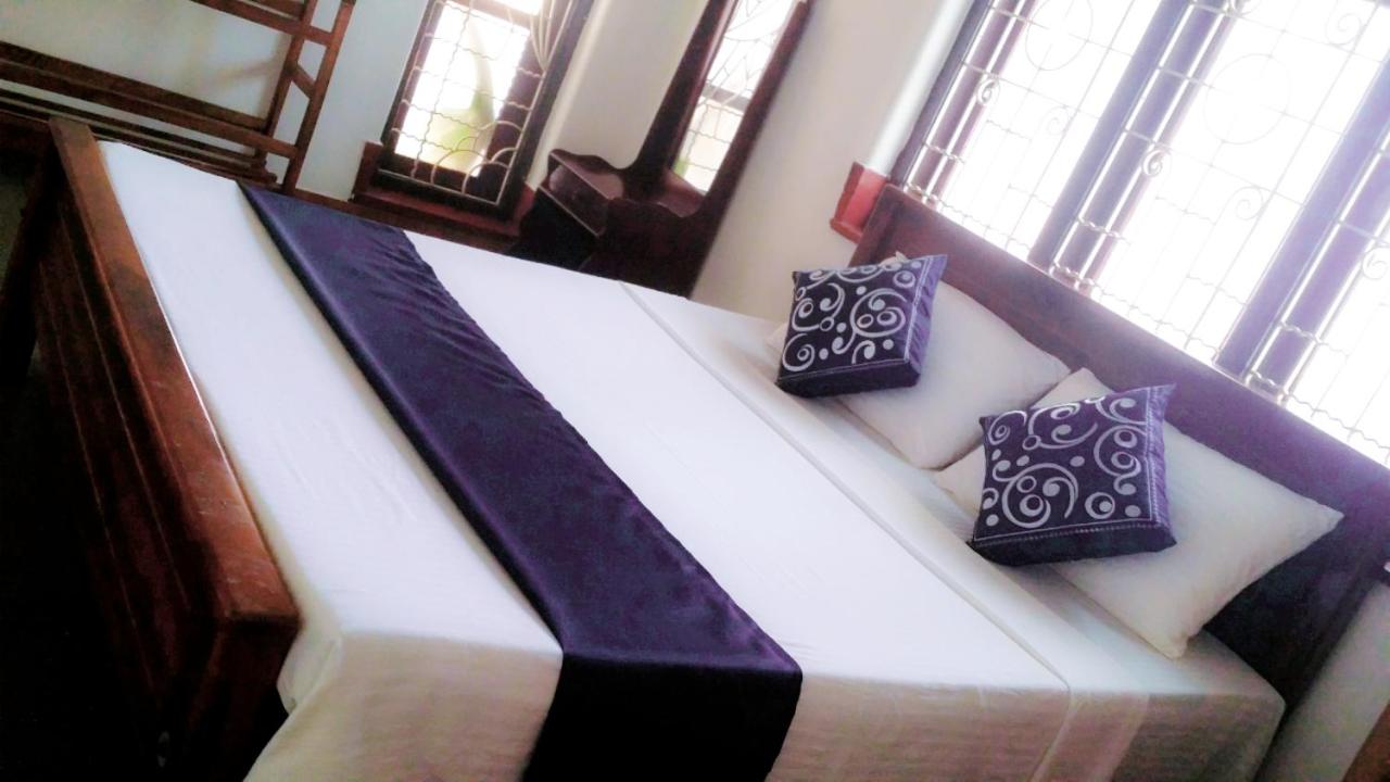 Double Room with Private Bathroom photo 1