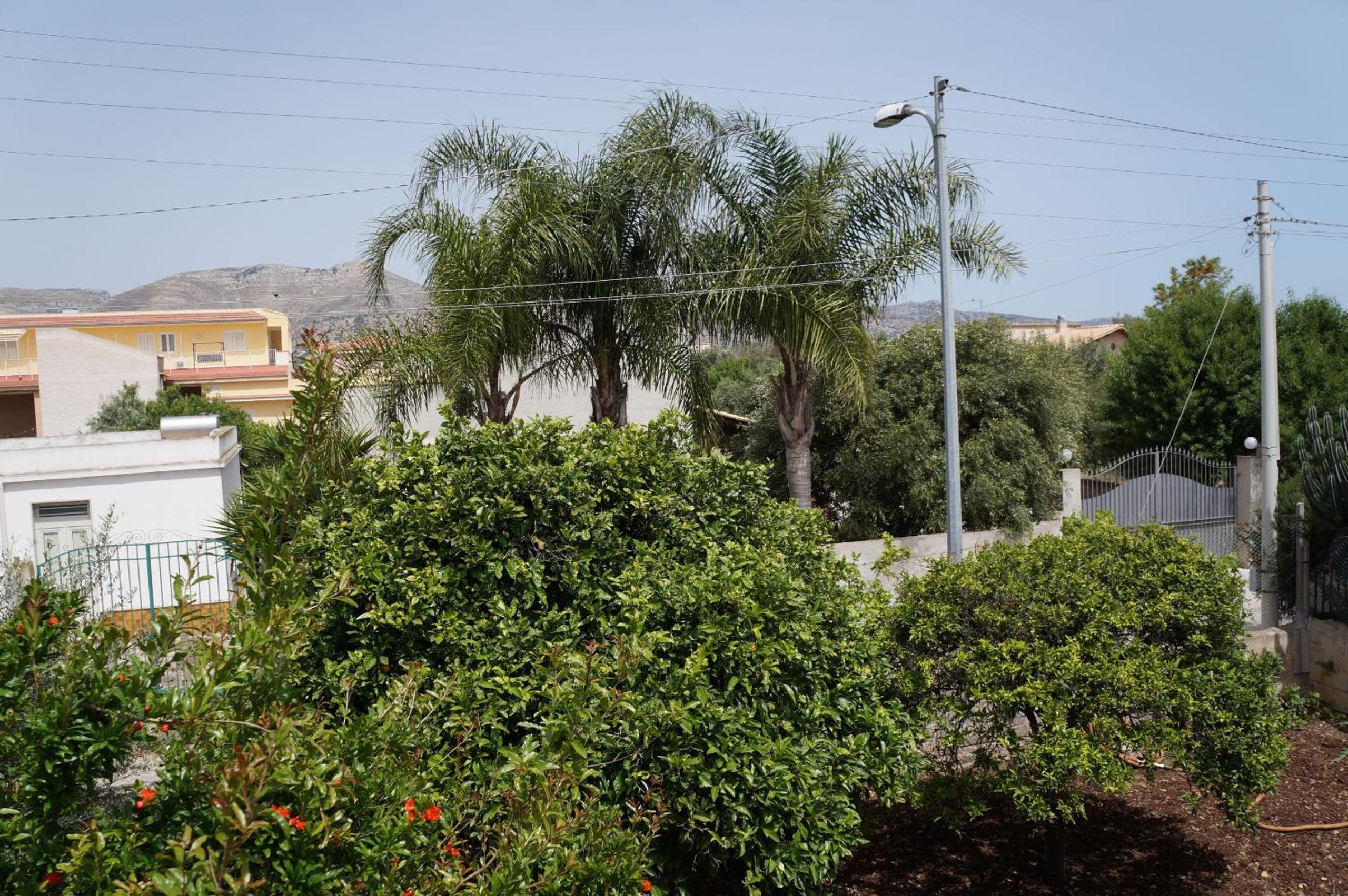 Villa with Sea View - Photo 5
