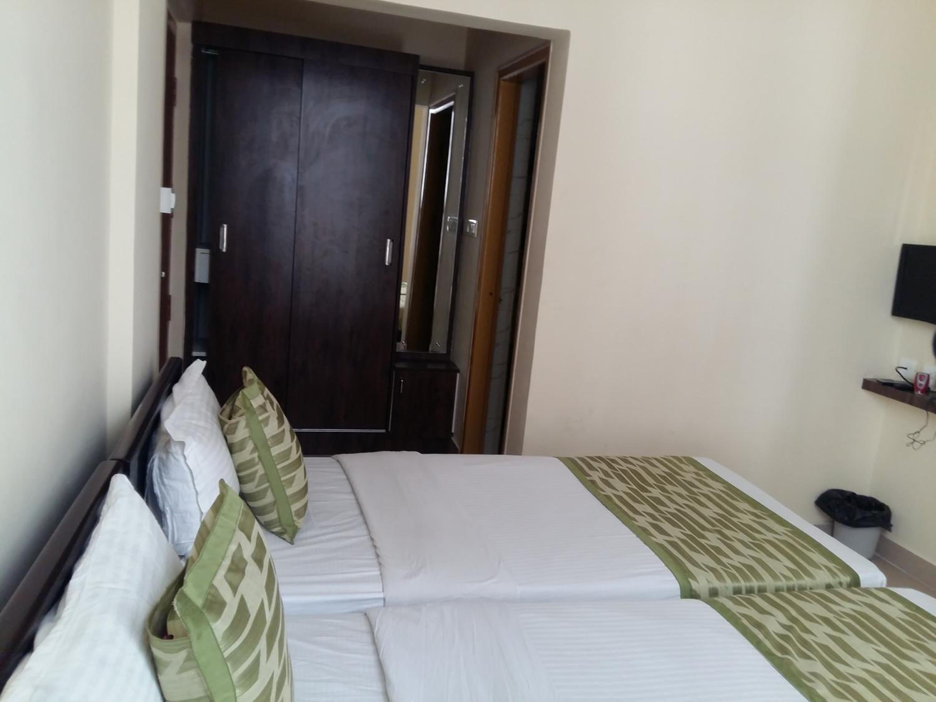 Standard Double Room photo 2