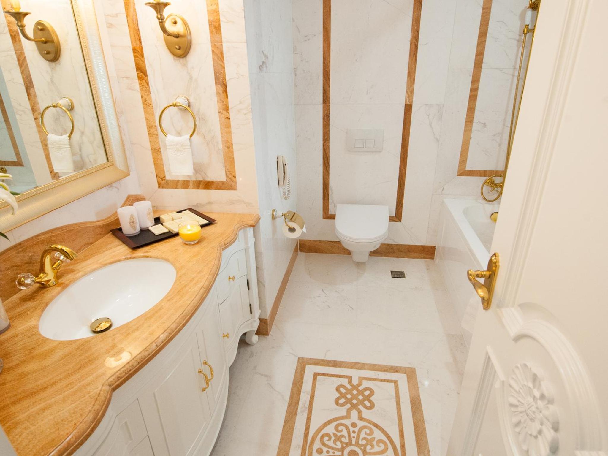 Deluxe Twin Room - Photo 2