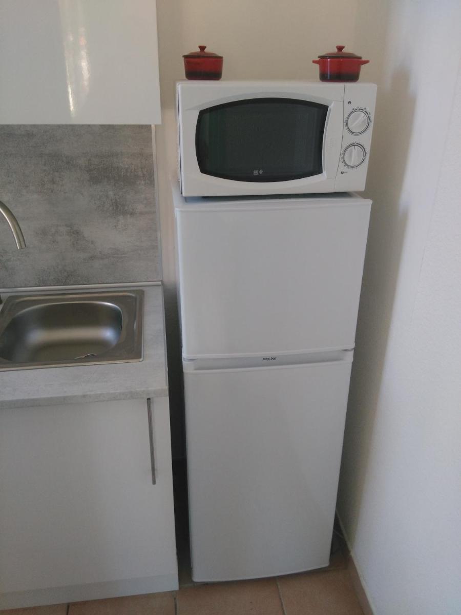 One-Bedroom Apartment - Photo 17