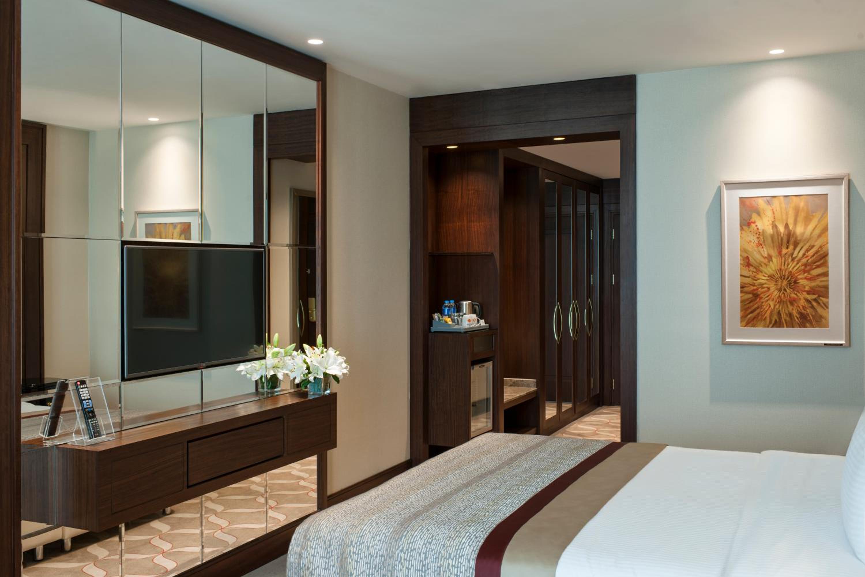Superior Room with Queen Size Bed photo 3