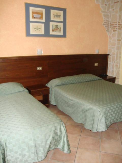 Triple Room photo 3