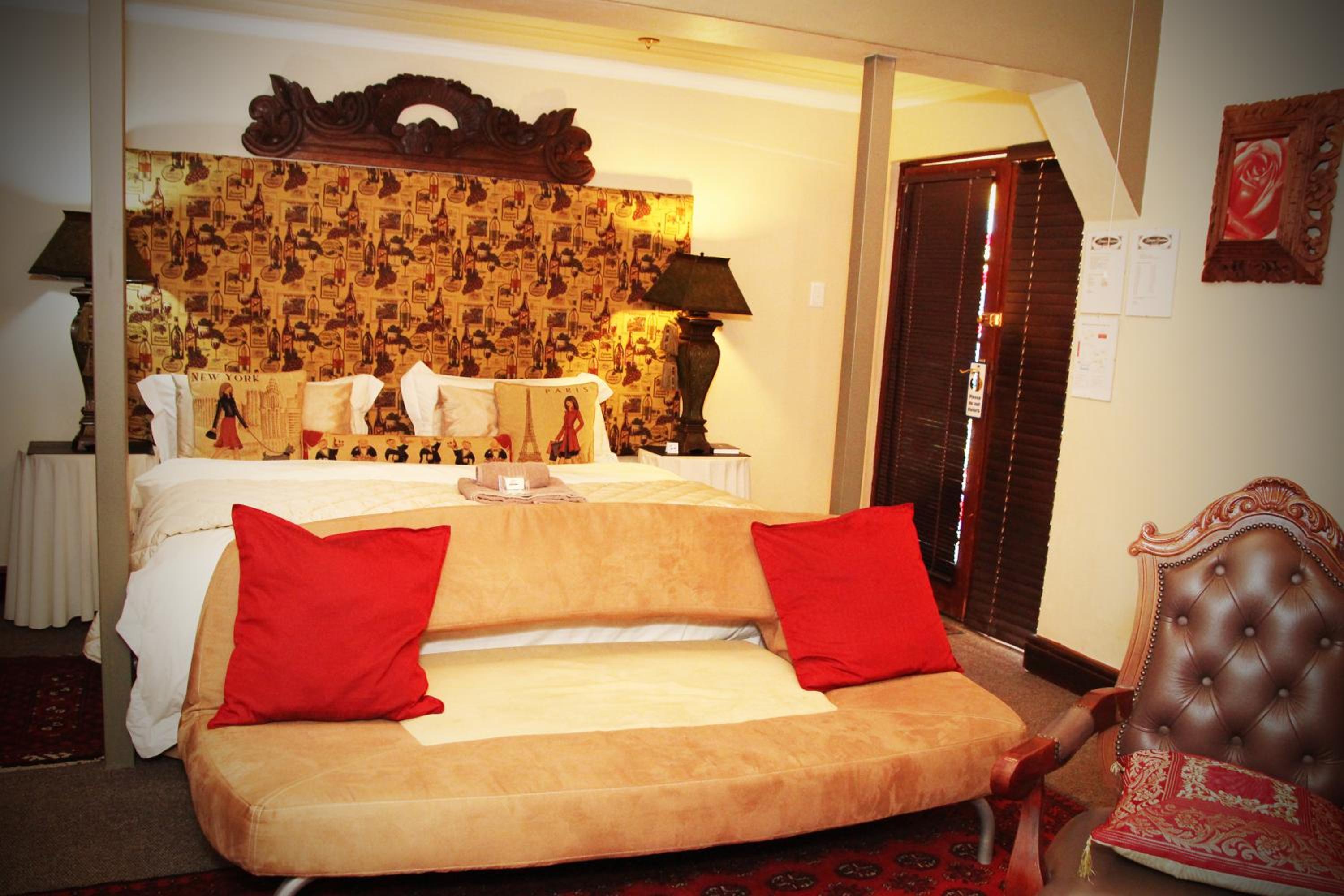 Deluxe Double or Twin Room photo 2