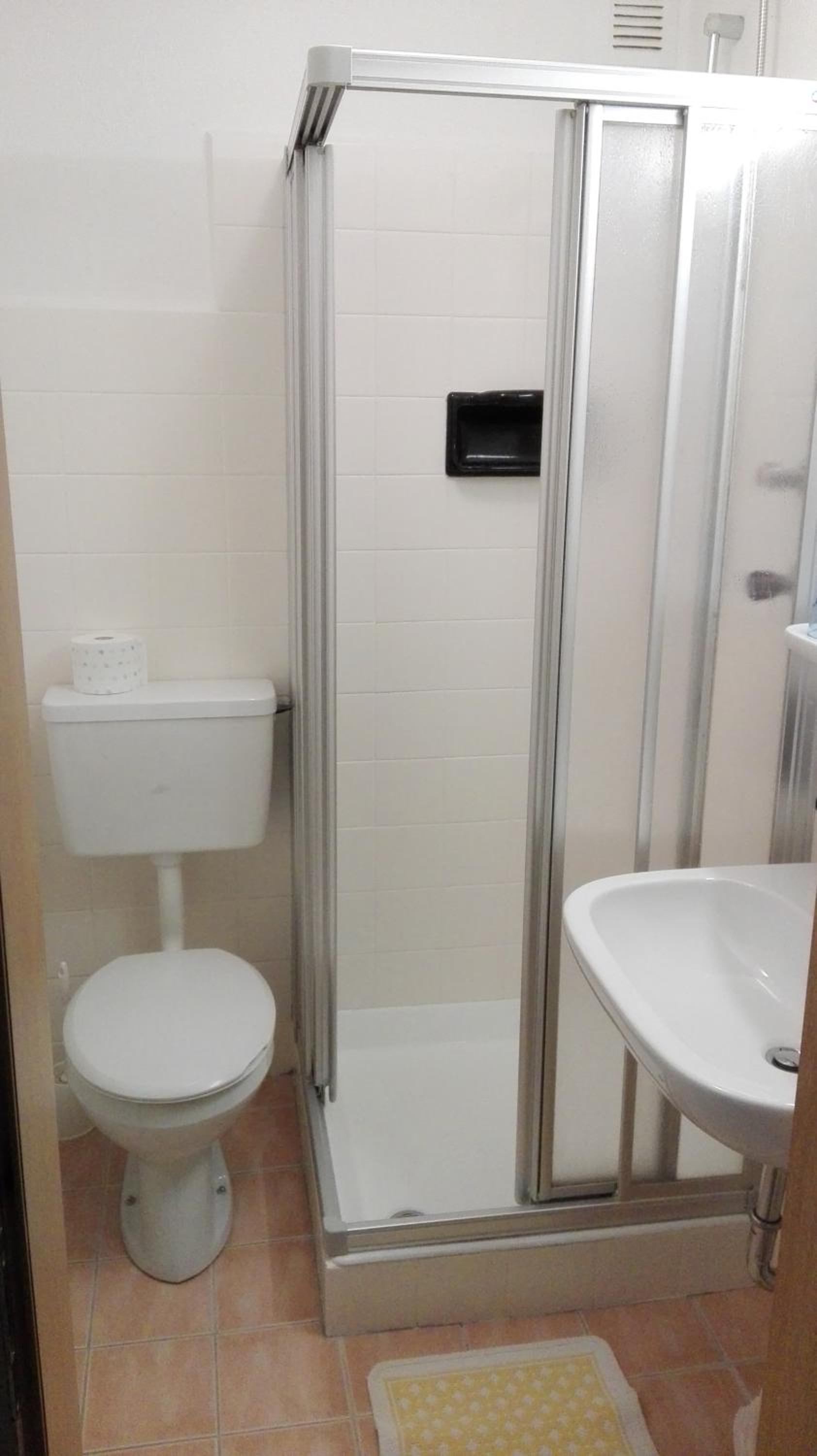 Basic Double Room - Third Floor photo 2