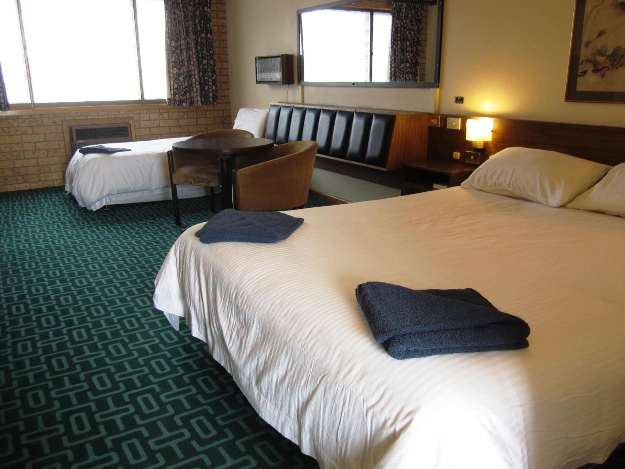 Standard Double or Twin Room photo 2